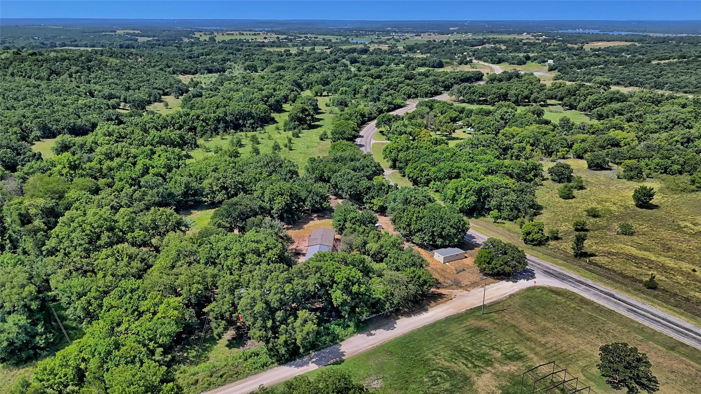 Mobile Home For Sale in Montague County , 523 Billy Road, Bowie, Texas 76230, 3 Bedroom, 2 Bathroom, Garage spaces, 1,280 Sqft, built in 2019, mls#21329775, Real Estate Agent in Bowie, Homes For Sale in Montague county, Homes For Sale in Bowie, Realtor in Bowie Texas, Real Estate Brokerage Independent Realty Texas, Luminita Cordes Realtor