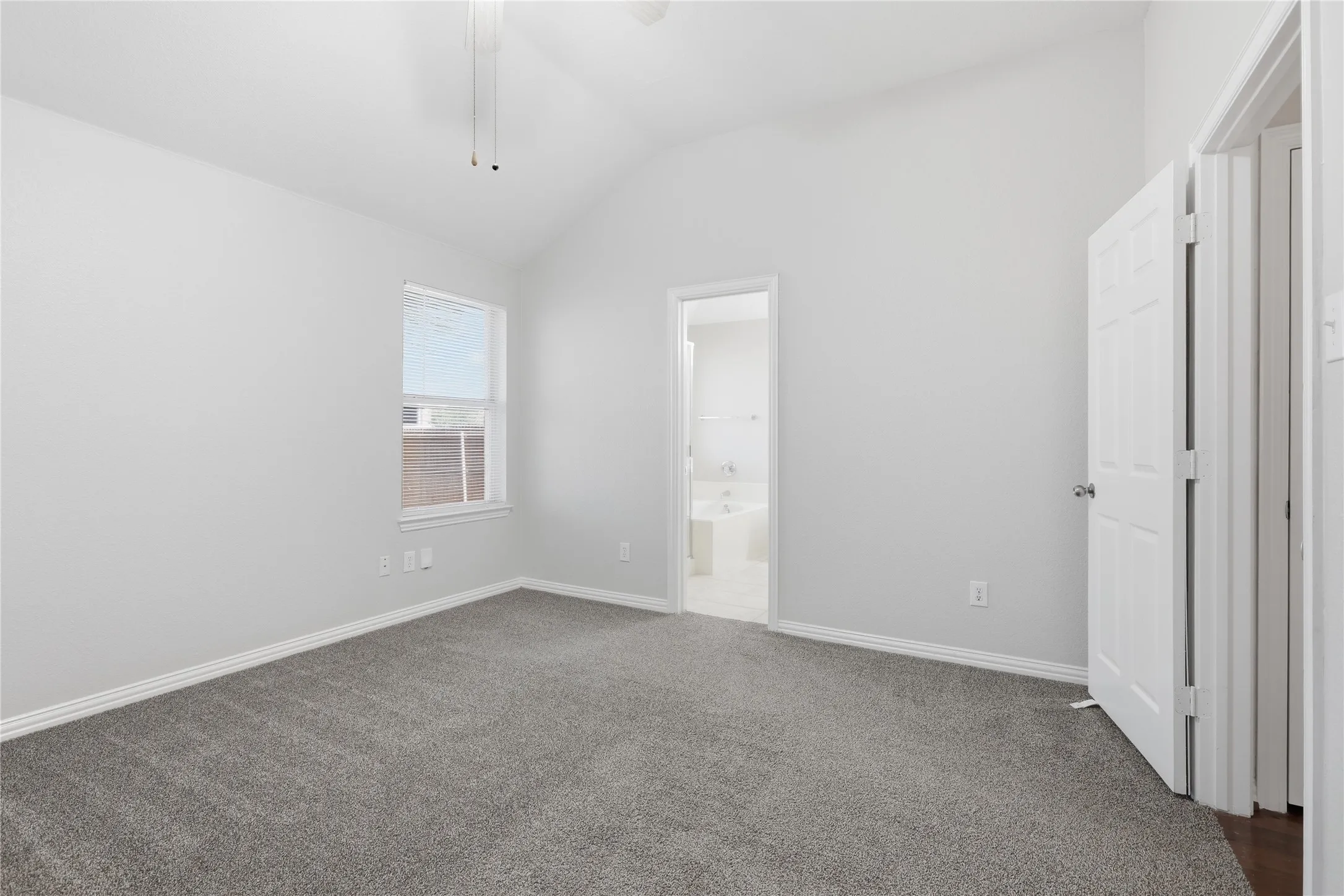 Single Family Residence For Sale in Denton County , 2713 Dawn Spring Drive, Little Elm, Texas 75068, 3 Bedroom, 2 Bathroom, 2 Garage spaces, 1,437 Sqft, built in 2004, mls#21329192, Real Estate Agent in Little Elm, Homes For Sale in Denton county, Homes For Sale in Little Elm, Realtor in Little Elm Texas, Real Estate Brokerage Independent Realty Texas, Luminita Cordes Realtor
