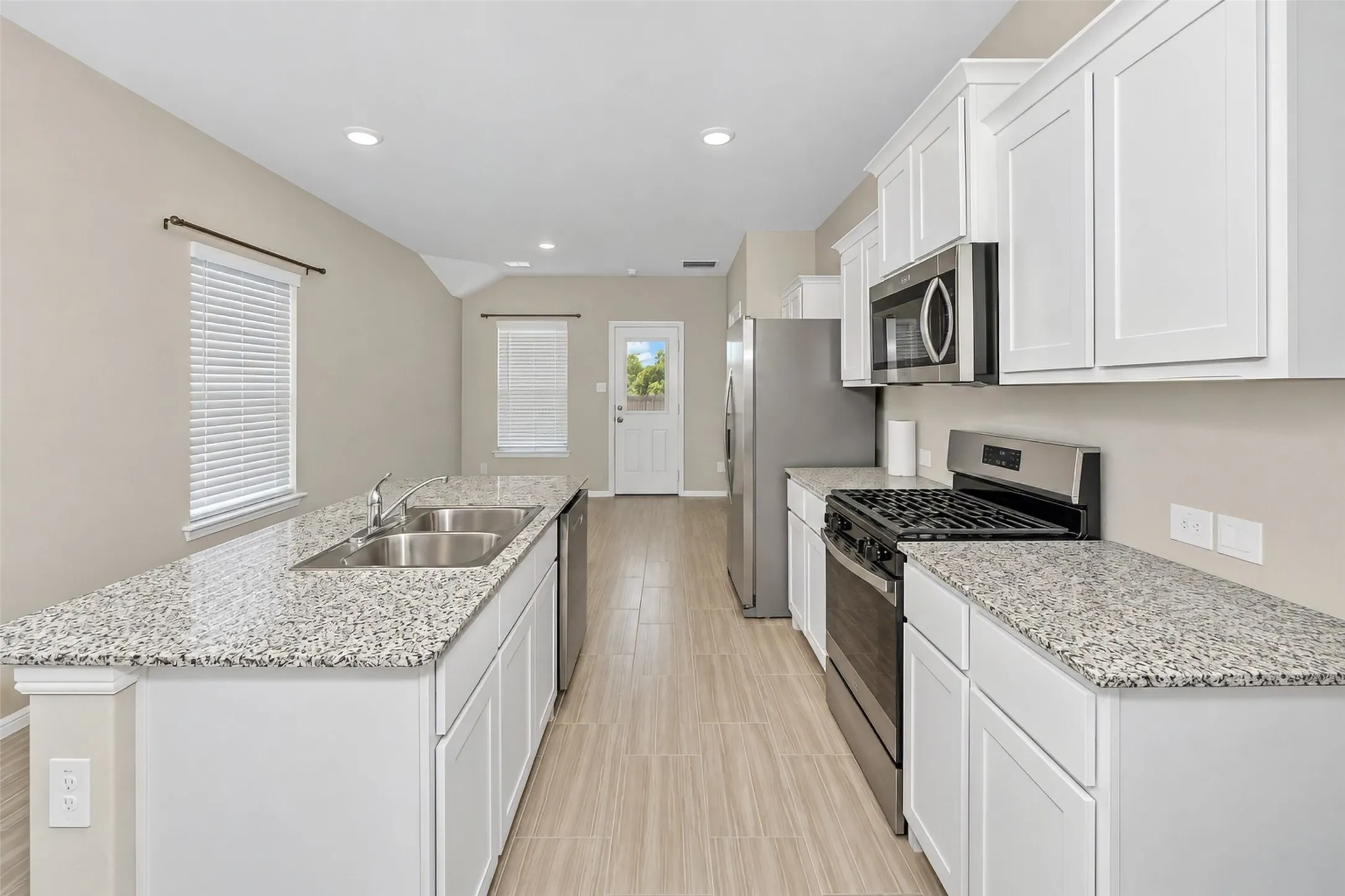 Single Family Residence For Rent in Wise County , 164 Greenhill Trail, Boyd, Texas 76023, 3 Bedroom, 2 Bathroom, 2 Garage spaces, 1,440 Sqft, built in 2025, mls#21324277, Real Estate Agent in Boyd, Homes For Rent in Wise county, Homes For Rent in Boyd, Realtor in Boyd Texas, Real Estate Brokerage Independent Realty Texas, Luminita Cordes Realtor