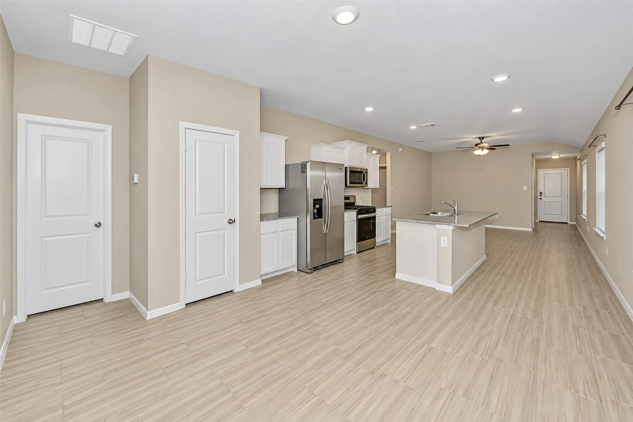 Single Family Residence For Rent in Wise County , 164 Greenhill Trail, Boyd, Texas 76023, 3 Bedroom, 2 Bathroom, 2 Garage spaces, 1,440 Sqft, built in 2025, mls#21324277, Real Estate Agent in Boyd, Homes For Rent in Wise county, Homes For Rent in Boyd, Realtor in Boyd Texas, Real Estate Brokerage Independent Realty Texas, Luminita Cordes Realtor