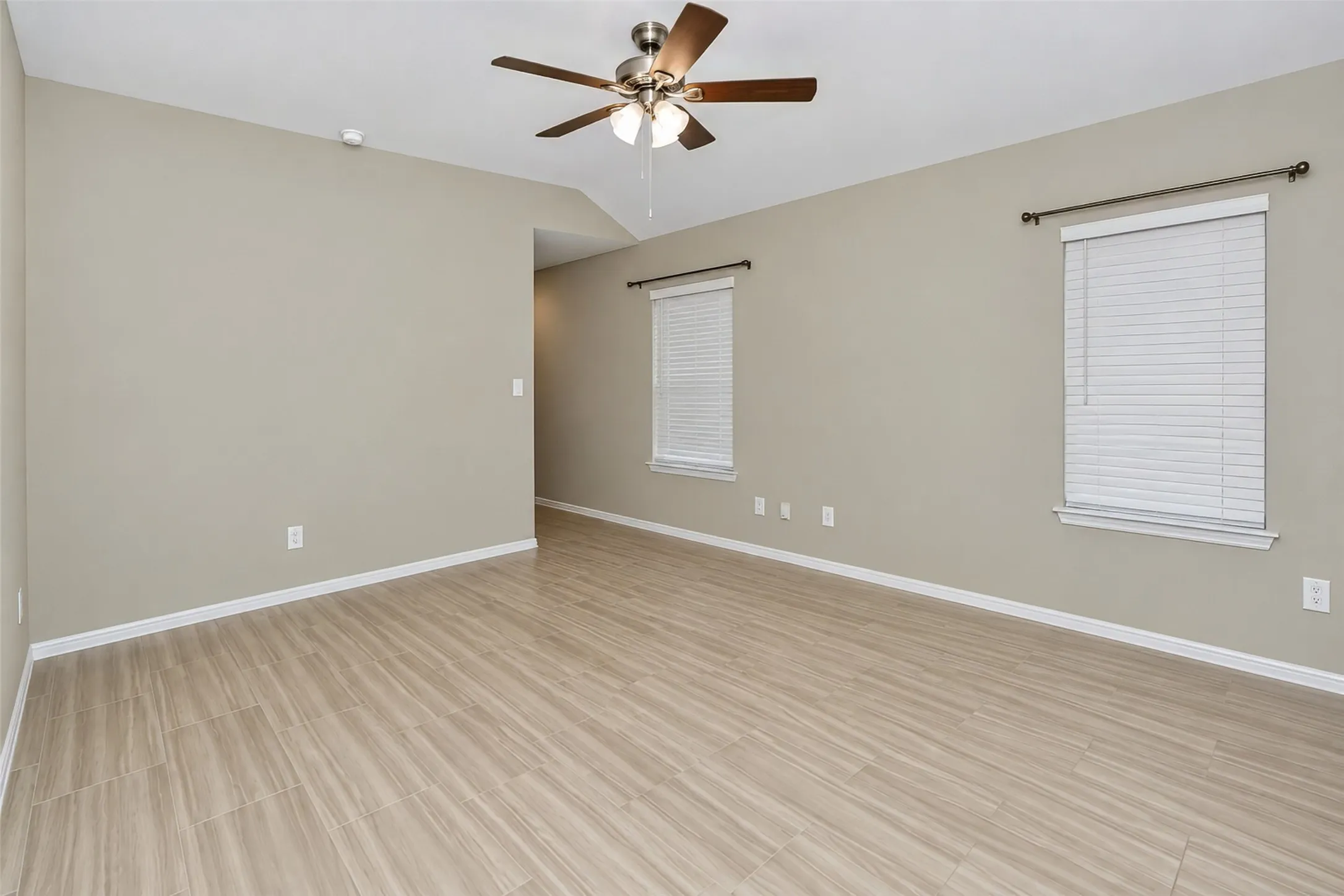 Single Family Residence For Rent in Wise County , 164 Greenhill Trail, Boyd, Texas 76023, 3 Bedroom, 2 Bathroom, 2 Garage spaces, 1,440 Sqft, built in 2025, mls#21324277, Real Estate Agent in Boyd, Homes For Rent in Wise county, Homes For Rent in Boyd, Realtor in Boyd Texas, Real Estate Brokerage Independent Realty Texas, Luminita Cordes Realtor