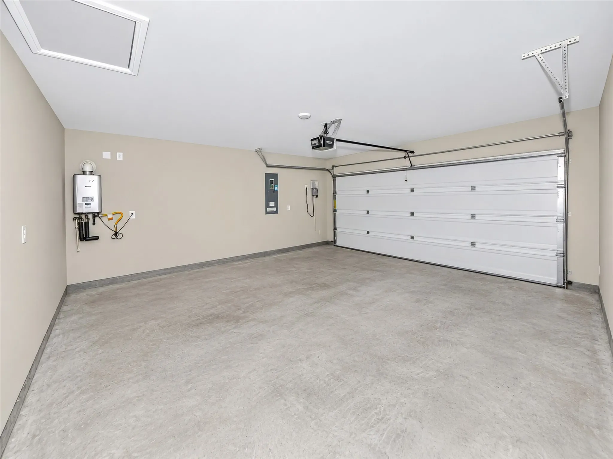 Single Family Residence For Rent in Wise County , 164 Greenhill Trail, Boyd, Texas 76023, 3 Bedroom, 2 Bathroom, 2 Garage spaces, 1,440 Sqft, built in 2025, mls#21324277, Real Estate Agent in Boyd, Homes For Rent in Wise county, Homes For Rent in Boyd, Realtor in Boyd Texas, Real Estate Brokerage Independent Realty Texas, Luminita Cordes Realtor