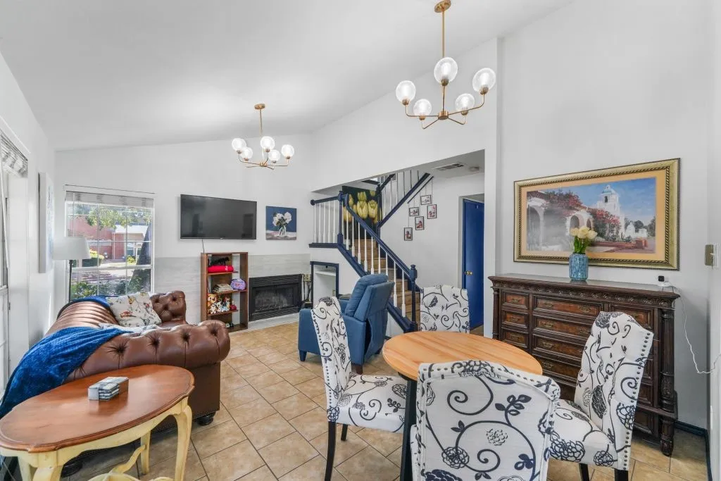 Condominium For Sale in Tarrant County , 1456 Meadowood Village Drive, Fort Worth, Texas 76120, 2 Bedroom, 2 Bathroom, Garage spaces, 900 Sqft, built in 1984, mls#21330152, Real Estate Agent in Fort Worth, Homes For Sale in Tarrant county, Homes For Sale in Fort Worth, Realtor in Fort Worth Texas, Real Estate Brokerage Independent Realty Texas, Luminita Cordes Realtor
