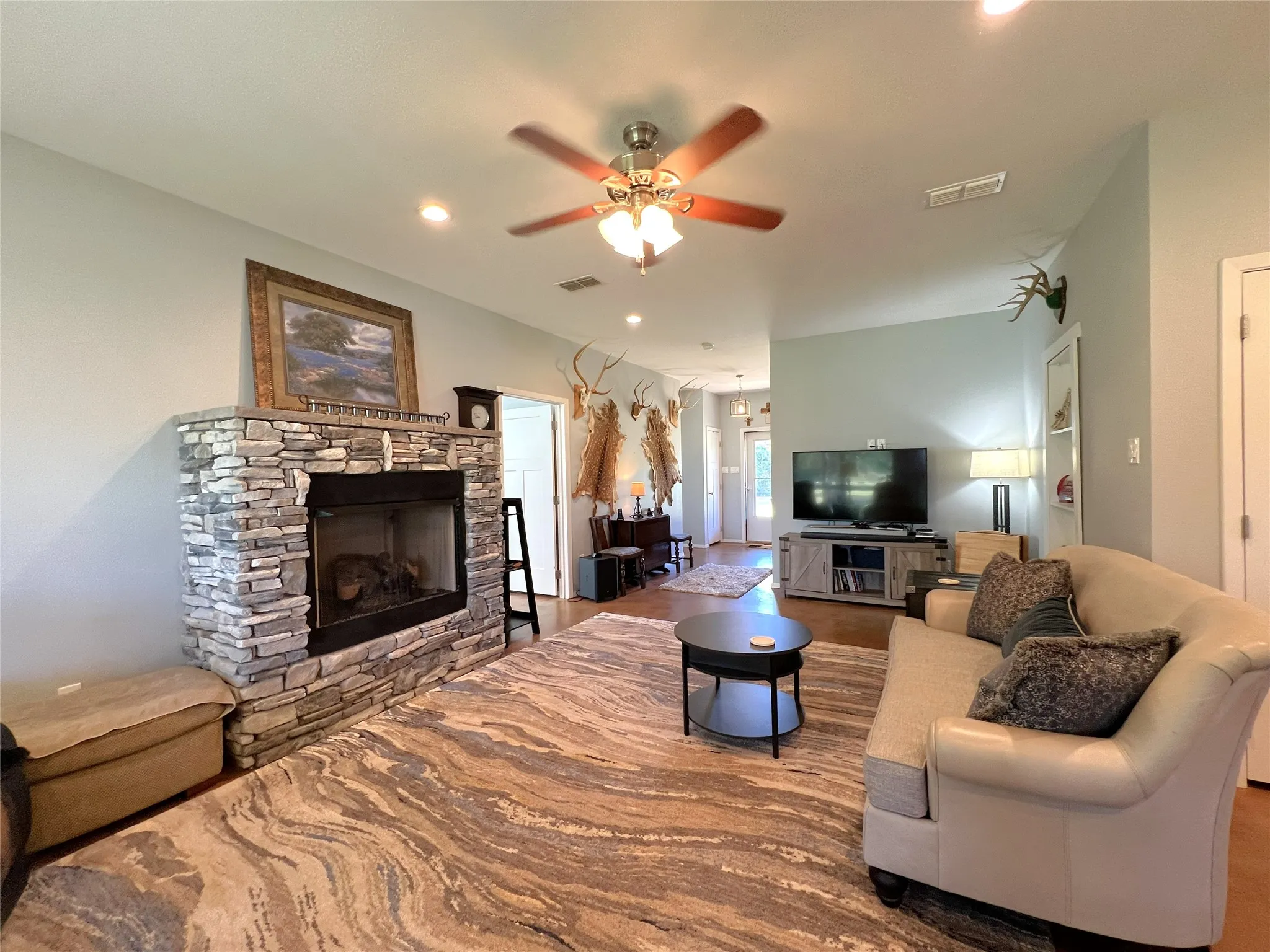 Single Family Residence For Sale in Wood County , 1575 County Road 3860, Hawkins, Texas 75765, 2 Bedroom, 2 Bathroom, Garage spaces, 1,460 Sqft, built in 2018, mls#21330184, Real Estate Agent in Hawkins, Homes For Sale in Wood county, Homes For Sale in Hawkins, Realtor in Hawkins Texas, Real Estate Brokerage Independent Realty Texas, Luminita Cordes Realtor