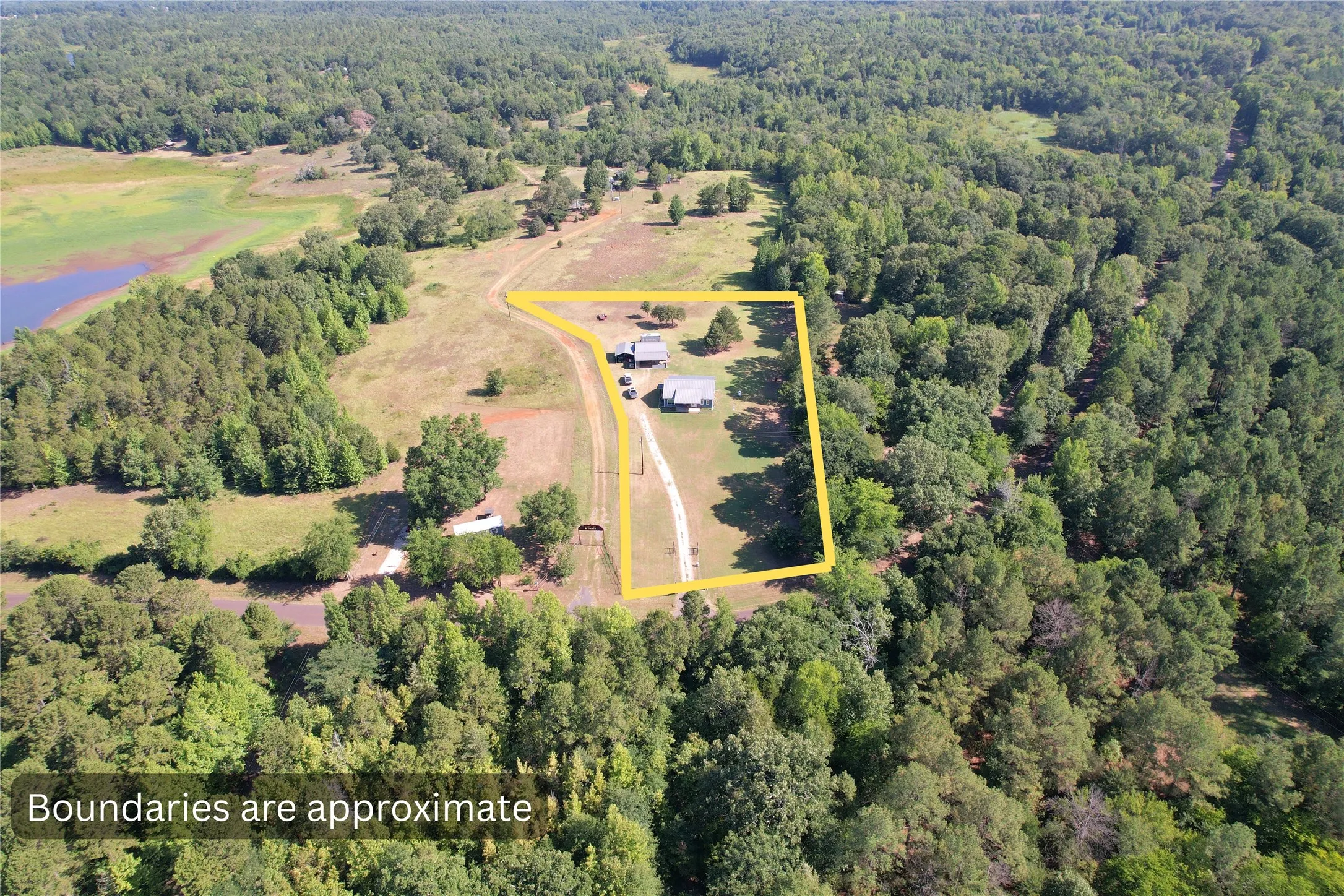 Single Family Residence For Sale in Wood County , 1575 County Road 3860, Hawkins, Texas 75765, 2 Bedroom, 2 Bathroom, Garage spaces, 1,460 Sqft, built in 2018, mls#21330184, Real Estate Agent in Hawkins, Homes For Sale in Wood county, Homes For Sale in Hawkins, Realtor in Hawkins Texas, Real Estate Brokerage Independent Realty Texas, Luminita Cordes Realtor