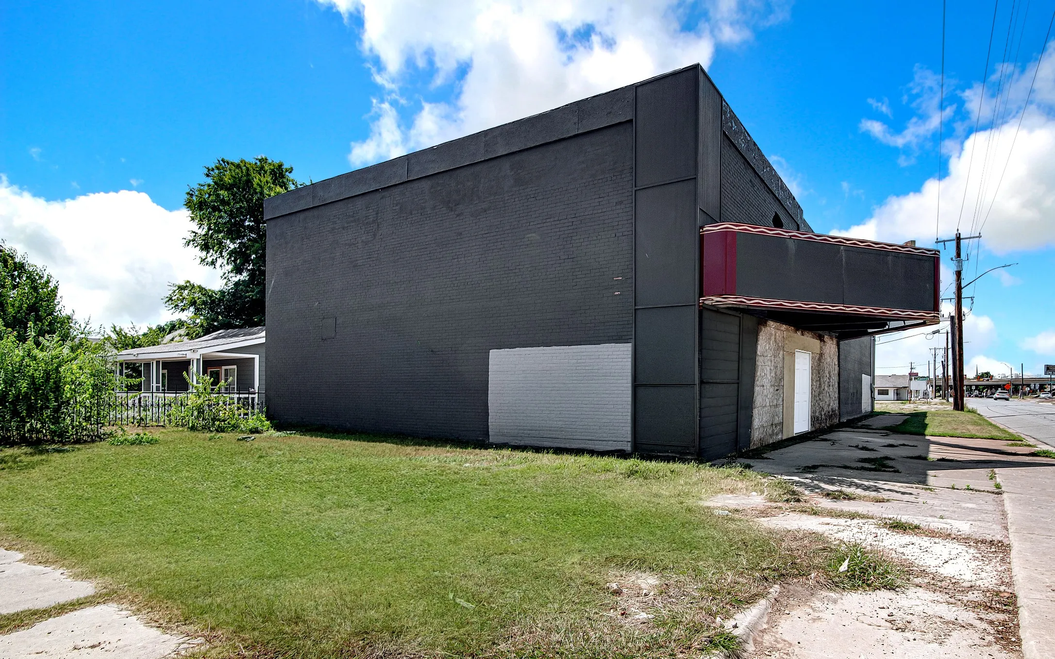 Industrial For Sale in Tarrant County , 3200 Strong Avenue, Fort Worth, Texas 76105, 0, 0, Garage spaces, 0 Sqft, built in 1950, Price $250,000, mls#21330108, Real Estate Agent in Fort Worth, Homes For Sale in Tarrant county, Homes For Sale in Fort Worth, Realtor in Fort Worth Texas, Real Estate Brokerage Independent Realty Texas, Luminita Cordes Realtor