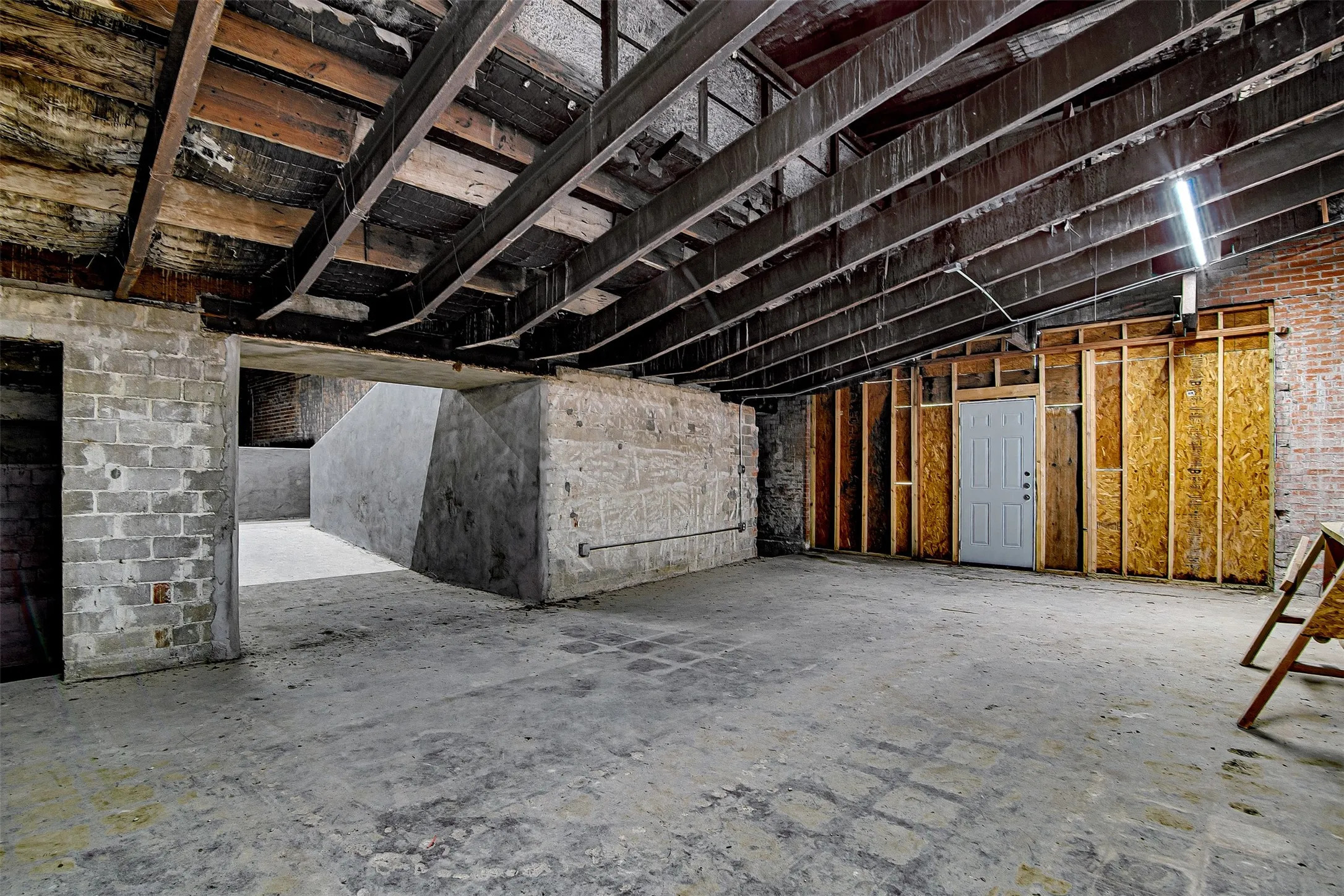 Industrial For Sale in Tarrant County , 3200 Strong Avenue, Fort Worth, Texas 76105, 0, 0, Garage spaces, 0 Sqft, built in 1950, Price $250,000, mls#21330108, Real Estate Agent in Fort Worth, Homes For Sale in Tarrant county, Homes For Sale in Fort Worth, Realtor in Fort Worth Texas, Real Estate Brokerage Independent Realty Texas, Luminita Cordes Realtor