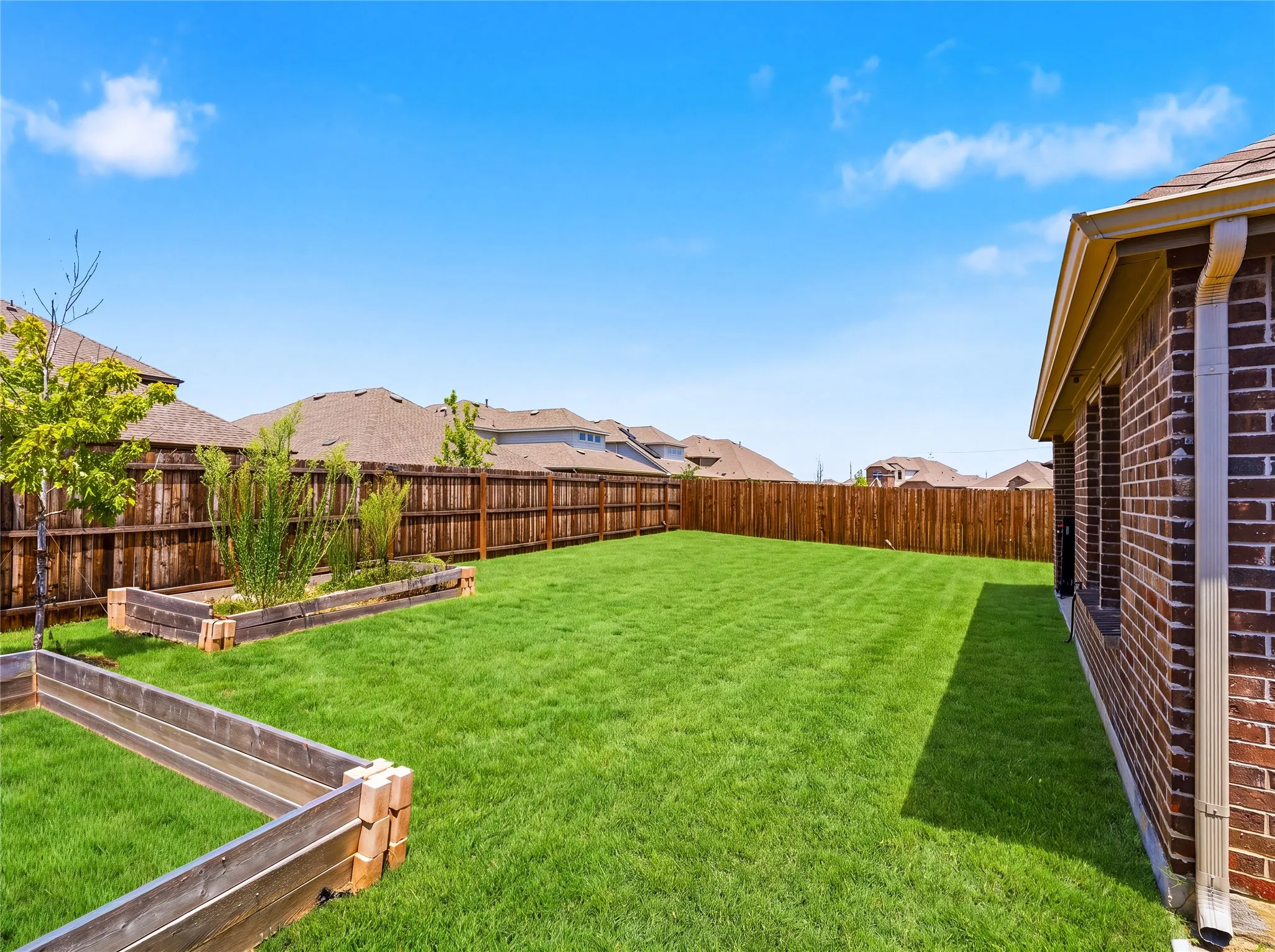 Single Family Residence For Sale in Denton County , 9809 Gooseneck Drive, Aubrey, Texas 76227, 4 Bedroom, 2 Bathroom, 2 Garage spaces, 1,855 Sqft, built in 2023, mls#21328280, Real Estate Agent in Aubrey, Homes For Sale in Denton county, Homes For Sale in Aubrey, Realtor in Aubrey Texas, Real Estate Brokerage Independent Realty Texas, Luminita Cordes Realtor