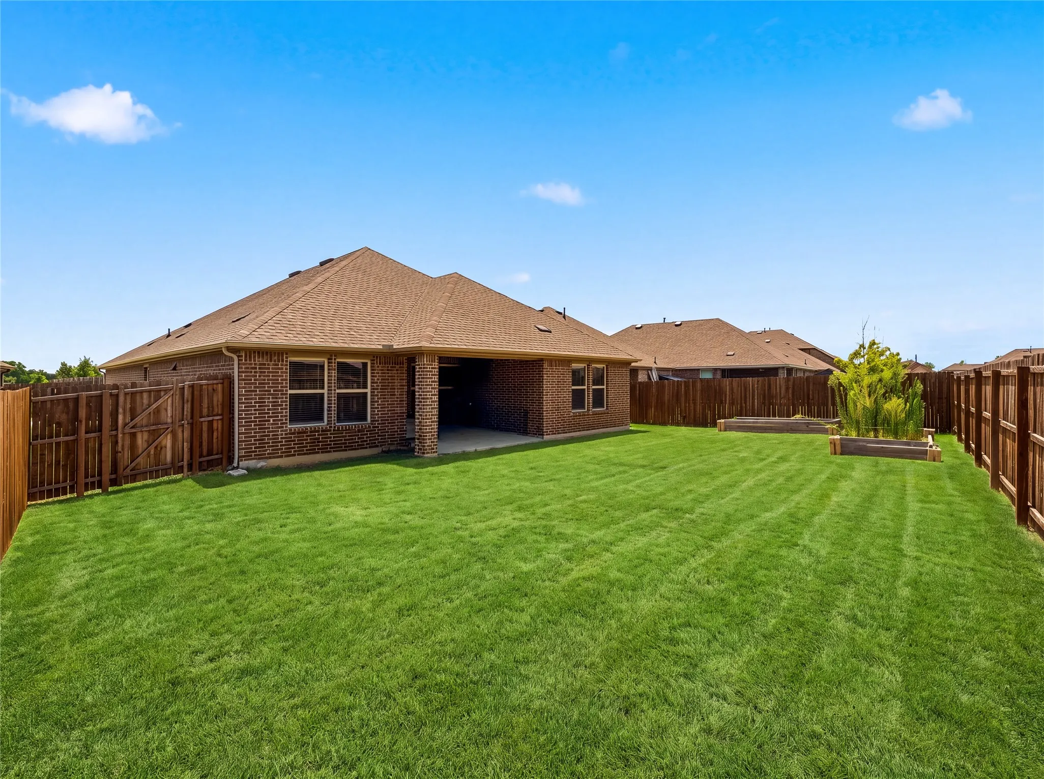Single Family Residence For Sale in Denton County , 9809 Gooseneck Drive, Aubrey, Texas 76227, 4 Bedroom, 2 Bathroom, 2 Garage spaces, 1,855 Sqft, built in 2023, mls#21328280, Real Estate Agent in Aubrey, Homes For Sale in Denton county, Homes For Sale in Aubrey, Realtor in Aubrey Texas, Real Estate Brokerage Independent Realty Texas, Luminita Cordes Realtor
