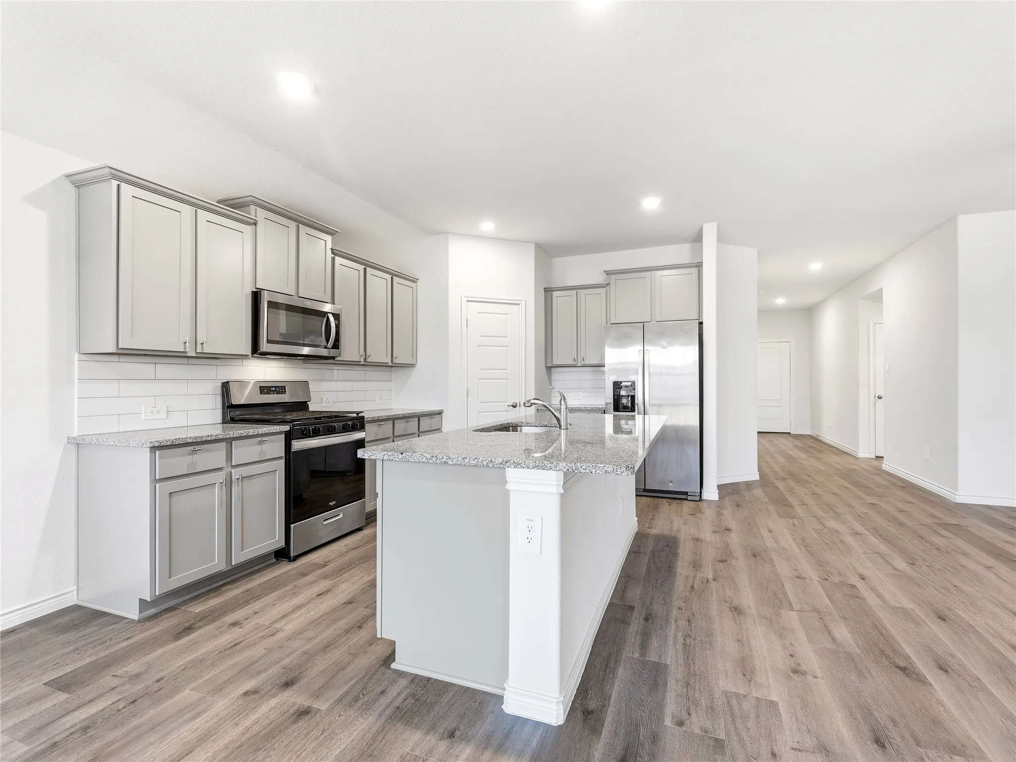 Single Family Residence For Sale in Denton County , 9809 Gooseneck Drive, Aubrey, Texas 76227, 4 Bedroom, 2 Bathroom, 2 Garage spaces, 1,855 Sqft, built in 2023, mls#21328280, Real Estate Agent in Aubrey, Homes For Sale in Denton county, Homes For Sale in Aubrey, Realtor in Aubrey Texas, Real Estate Brokerage Independent Realty Texas, Luminita Cordes Realtor