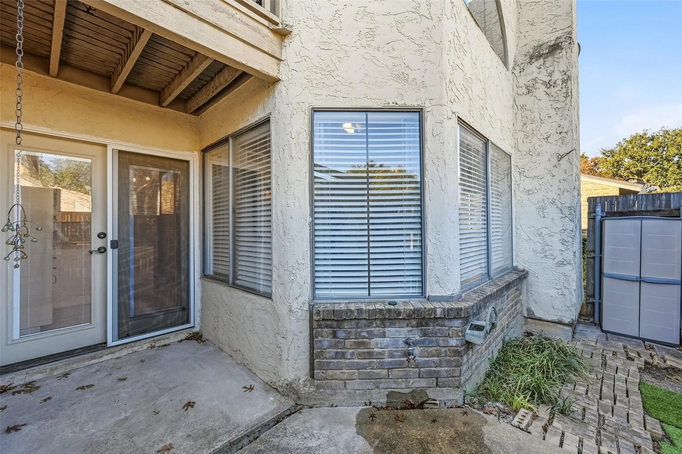 Condominium For Sale in Dallas County , 821 Dublin Drive 211, Richardson, Texas 75080, 2 Bedroom, 2 Bathroom, Garage spaces, 1,272 Sqft, built in 1981, mls#21330193, Real Estate Agent in Richardson, Homes For Sale in Dallas county, Homes For Sale in Richardson, Realtor in Richardson Texas, Real Estate Brokerage Independent Realty Texas, Luminita Cordes Realtor