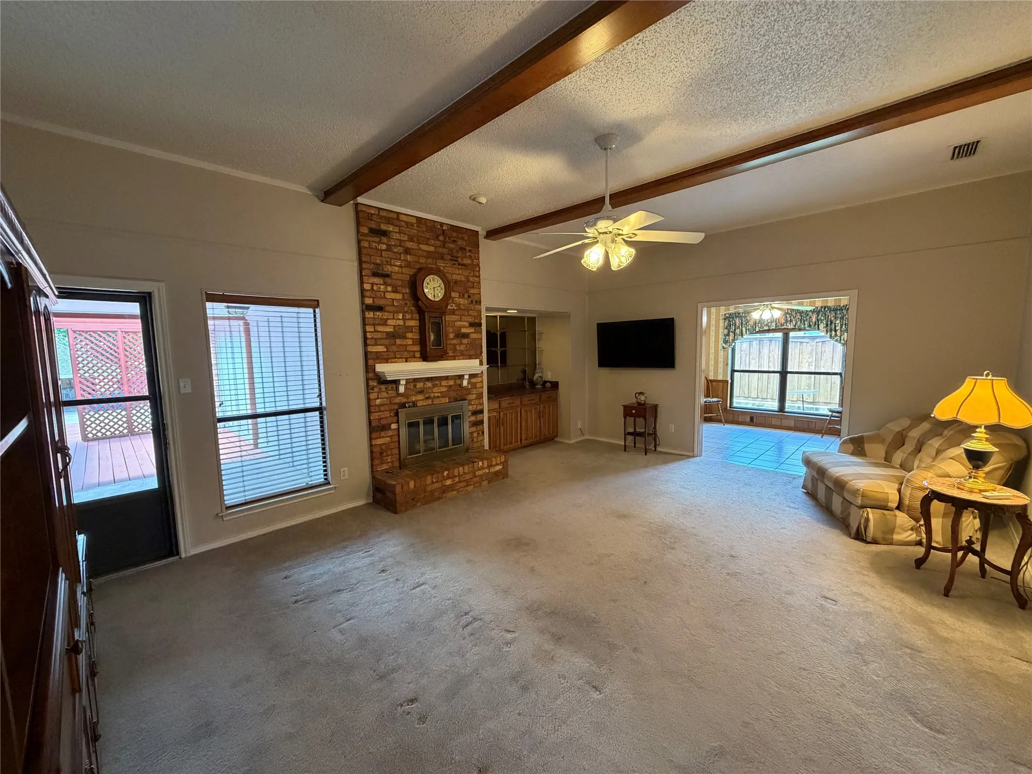 Fireplace, built ins with wet bar