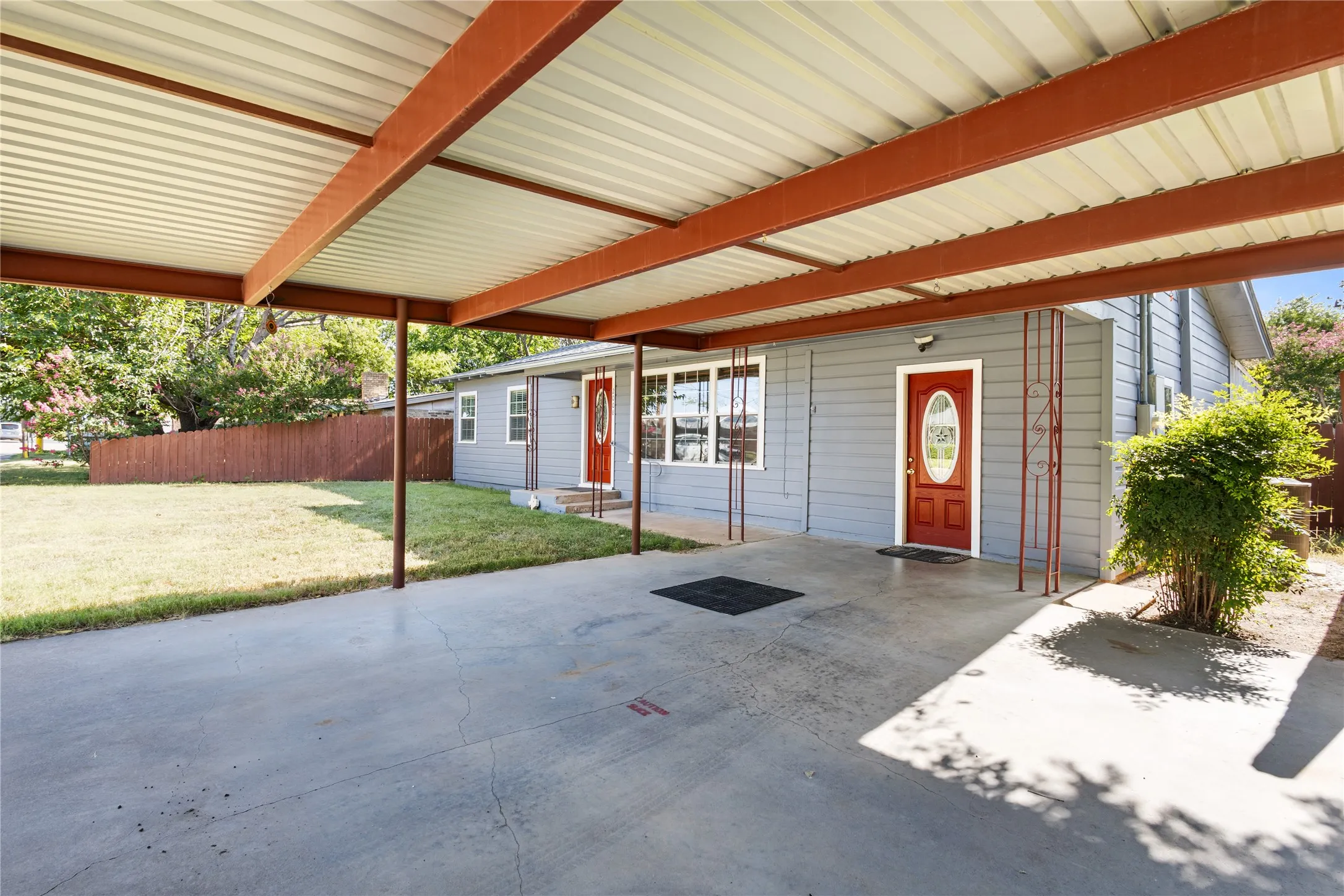 Single Family Residence For Sale in Coleman County , 2008 Nowlin Road, Coleman, Texas 76834, 3 Bedroom, 2 Bathroom, Garage spaces, 1,380 Sqft, built in 0, mls#21330142, Real Estate Agent in Coleman, Homes For Sale in Coleman county, Homes For Sale in Coleman, Realtor in Coleman Texas, Real Estate Brokerage Independent Realty Texas, Luminita Cordes Realtor