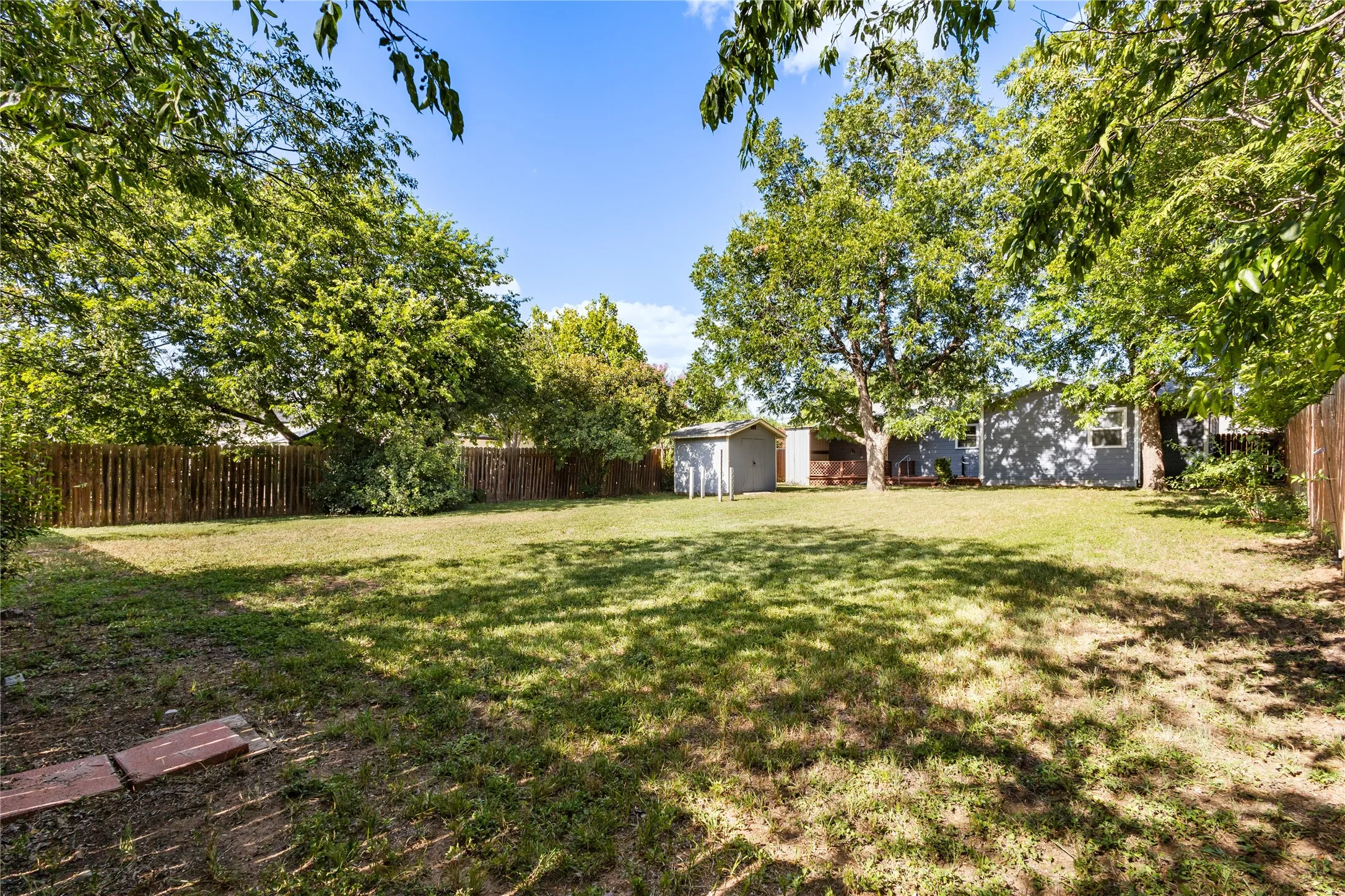 Single Family Residence For Sale in Coleman County , 2008 Nowlin Road, Coleman, Texas 76834, 3 Bedroom, 2 Bathroom, Garage spaces, 1,380 Sqft, built in 0, mls#21330142, Real Estate Agent in Coleman, Homes For Sale in Coleman county, Homes For Sale in Coleman, Realtor in Coleman Texas, Real Estate Brokerage Independent Realty Texas, Luminita Cordes Realtor