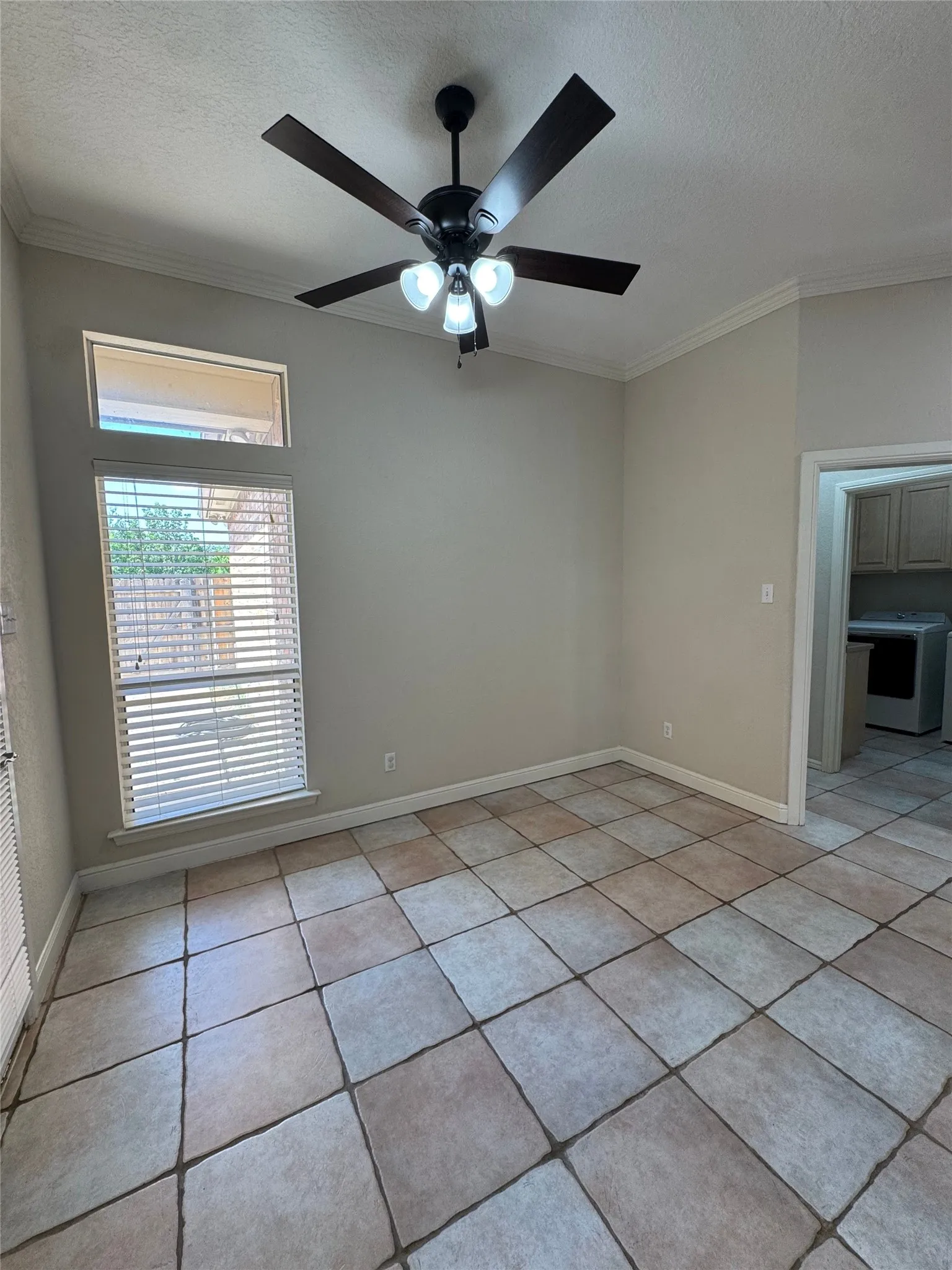 Single Family Residence For Rent in Tarrant County , 6376 Newport Court, Fort Worth, Texas 76116, 4 Bedroom, 3 Bathroom, 2 Garage spaces, 2,738 Sqft, built in 1999, mls#21328169, Real Estate Agent in Fort Worth, Homes For Rent in Tarrant county, Homes For Rent in Fort Worth, Realtor in Fort Worth Texas, Real Estate Brokerage Independent Realty Texas, Luminita Cordes Realtor