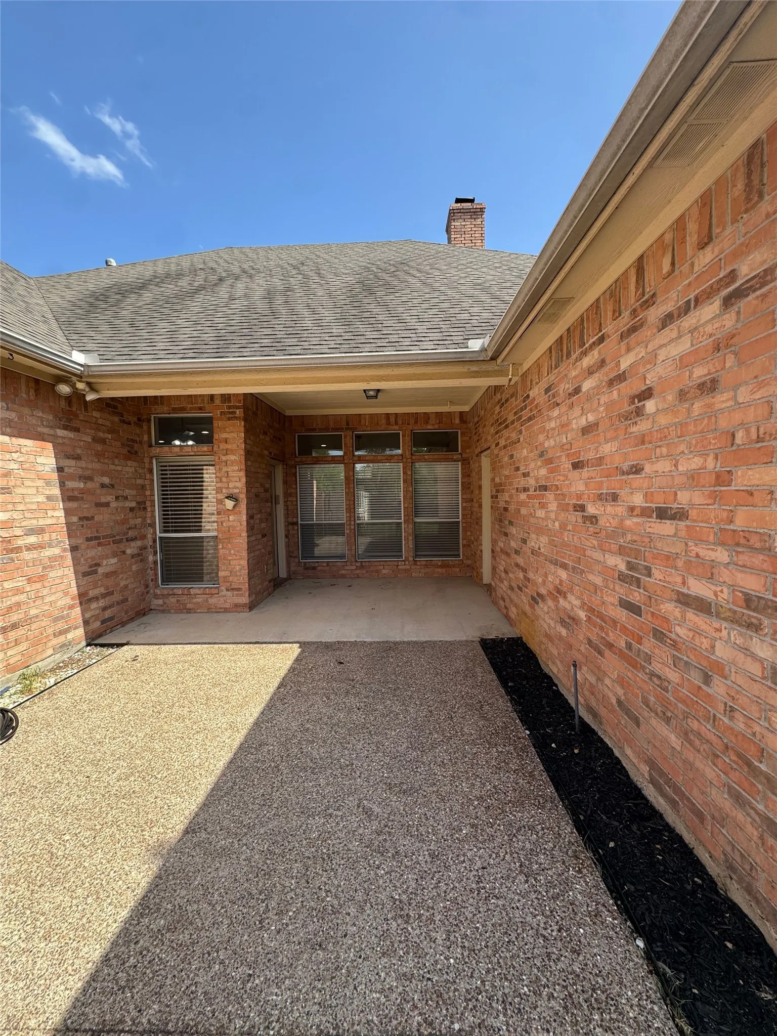 Single Family Residence For Rent in Tarrant County , 6376 Newport Court, Fort Worth, Texas 76116, 4 Bedroom, 3 Bathroom, 2 Garage spaces, 2,738 Sqft, built in 1999, mls#21328169, Real Estate Agent in Fort Worth, Homes For Rent in Tarrant county, Homes For Rent in Fort Worth, Realtor in Fort Worth Texas, Real Estate Brokerage Independent Realty Texas, Luminita Cordes Realtor