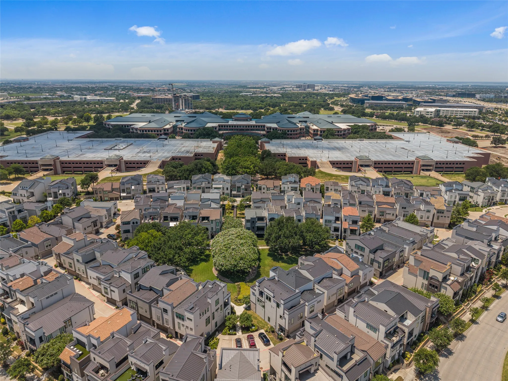 Single Family Residence For Sale in Collin County , 6104 Preserve Drive, Plano, Texas 75024, 3 Bedroom, 4 Bathroom, 2 Garage spaces, 2,658 Sqft, built in 2020, mls#21329958, Real Estate Agent in Plano, Homes For Sale in Collin county, Homes For Sale in Plano, Realtor in Plano Texas, Real Estate Brokerage Independent Realty Texas, Luminita Cordes Realtor