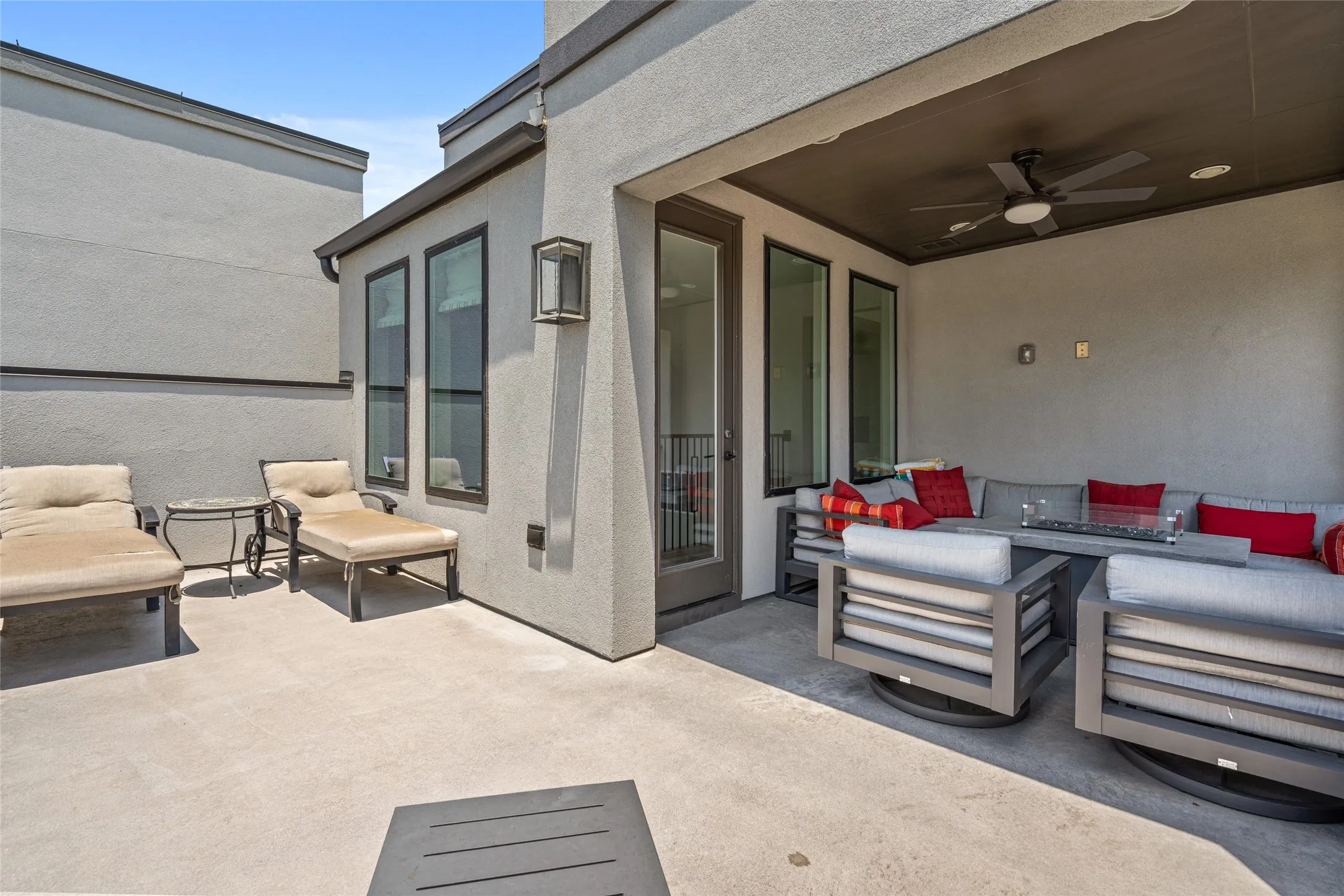 Single Family Residence For Sale in Collin County , 6104 Preserve Drive, Plano, Texas 75024, 3 Bedroom, 4 Bathroom, 2 Garage spaces, 2,658 Sqft, built in 2020, mls#21329958, Real Estate Agent in Plano, Homes For Sale in Collin county, Homes For Sale in Plano, Realtor in Plano Texas, Real Estate Brokerage Independent Realty Texas, Luminita Cordes Realtor
