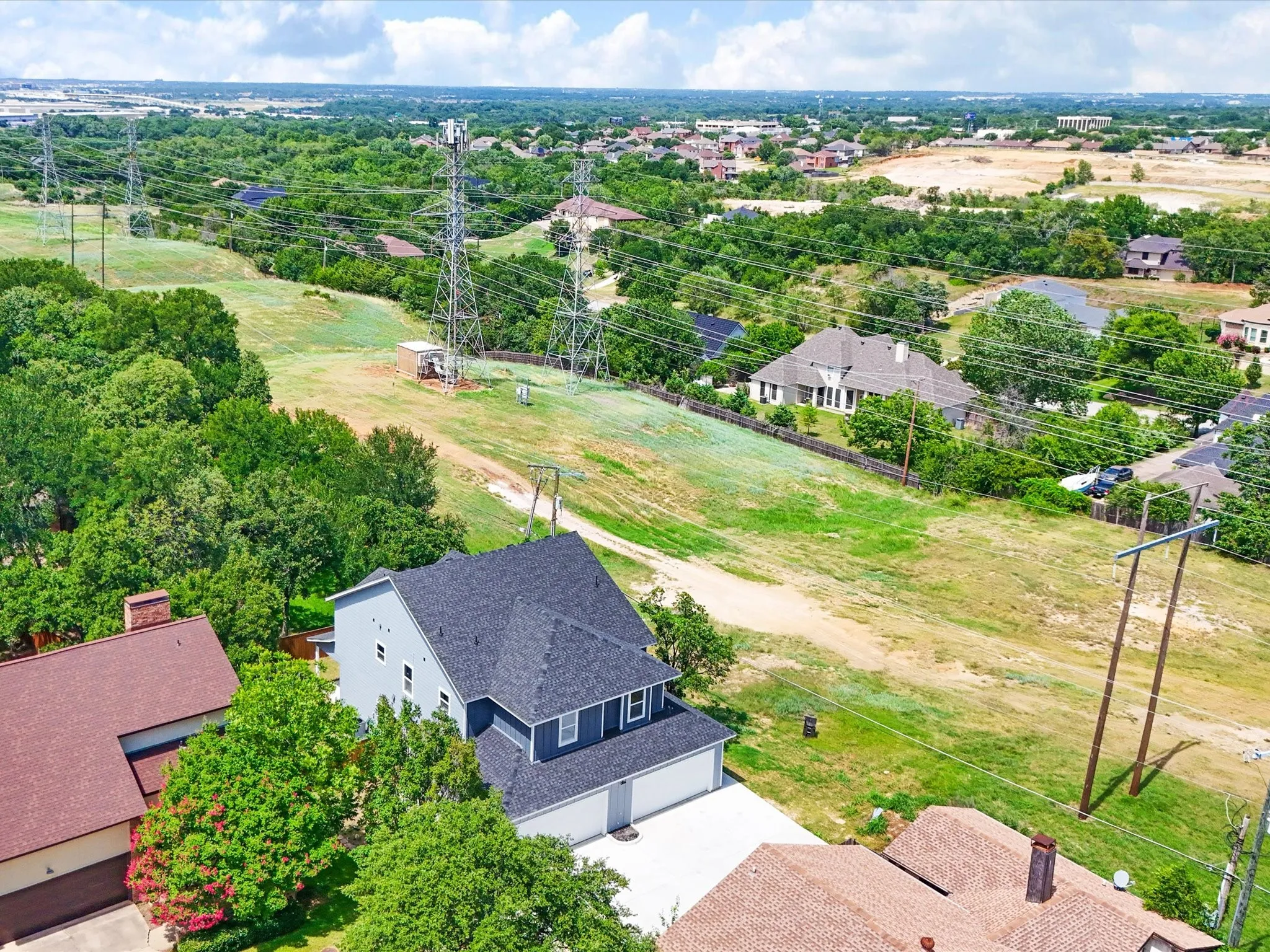 Single Family Residence For Sale in Tarrant County , 6223 Post Oak Terrace, Fort Worth, Texas 76112, 3 Bedroom, 3 Bathroom, 2 Garage spaces, 1,555 Sqft, built in 2025, mls#21314495, Real Estate Agent in Fort Worth, Homes For Sale in Tarrant county, Homes For Sale in Fort Worth, Realtor in Fort Worth Texas, Real Estate Brokerage Independent Realty Texas, Luminita Cordes Realtor