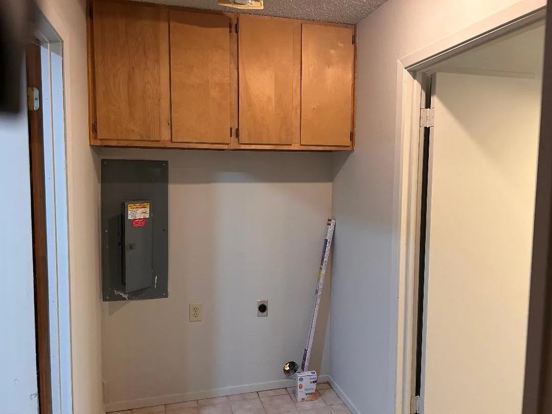 Single Family Residence For Sale in Palo Pinto County , 1707 15th Street, Mineral Wells, Texas 76067, 3 Bedroom, 2 Bathroom, Garage spaces, 1,272 Sqft, built in 1977, mls#21330182, Real Estate Agent in Mineral Wells, Homes For Sale in Palo Pinto county, Homes For Sale in Mineral Wells, Realtor in Mineral Wells Texas, Real Estate Brokerage Independent Realty Texas, Luminita Cordes Realtor
