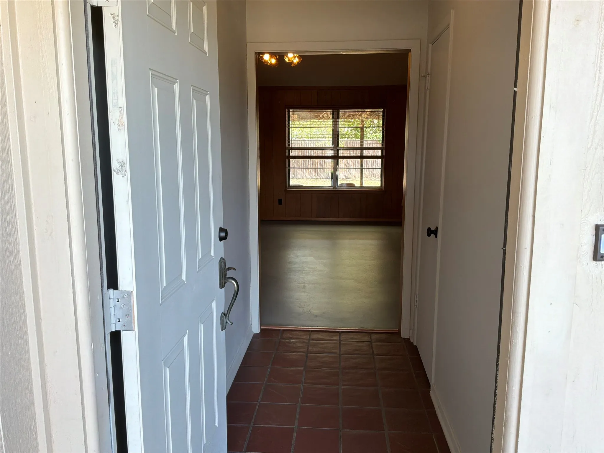 Single Family Residence For Sale in Palo Pinto County , 1707 15th Street, Mineral Wells, Texas 76067, 3 Bedroom, 2 Bathroom, Garage spaces, 1,272 Sqft, built in 1977, mls#21330182, Real Estate Agent in Mineral Wells, Homes For Sale in Palo Pinto county, Homes For Sale in Mineral Wells, Realtor in Mineral Wells Texas, Real Estate Brokerage Independent Realty Texas, Luminita Cordes Realtor