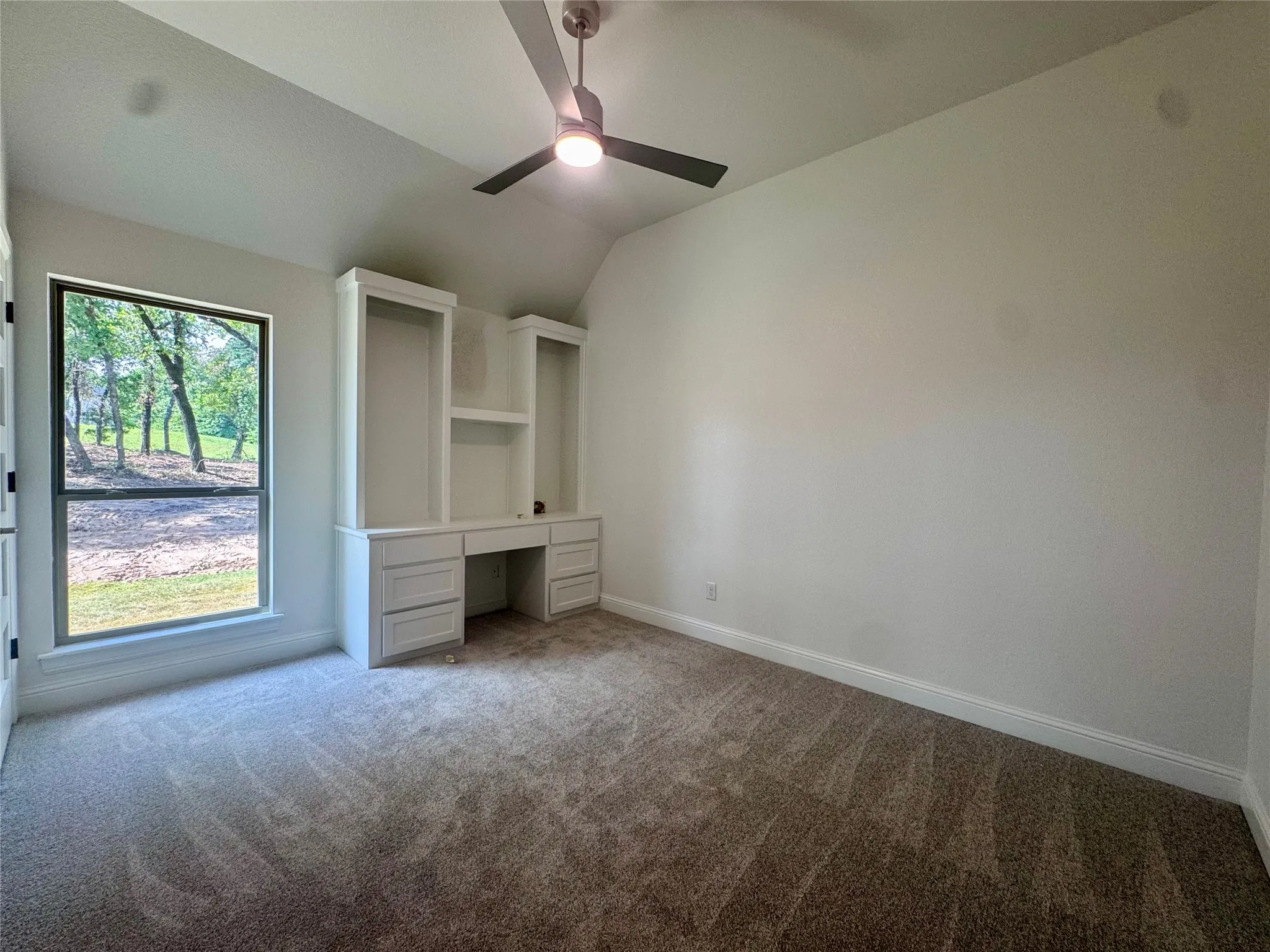 Single Family Residence For Sale in Parker County , 5025 Glenoaks Court, Weatherford, Texas 76088, 3 Bedrooms, 3 Bathrooms, 3 Garage spaces, 2,480 Sqft, built in 2026, Price $595,900, mls#21324159, Real Estate Agent in Weatherford, Homes For Sale in Parker county, Homes For Sale in Weatherford, Realtor in Weatherford Texas, Real Estate Brokerage Independent Realty Texas, Luminita Cordes Realtor