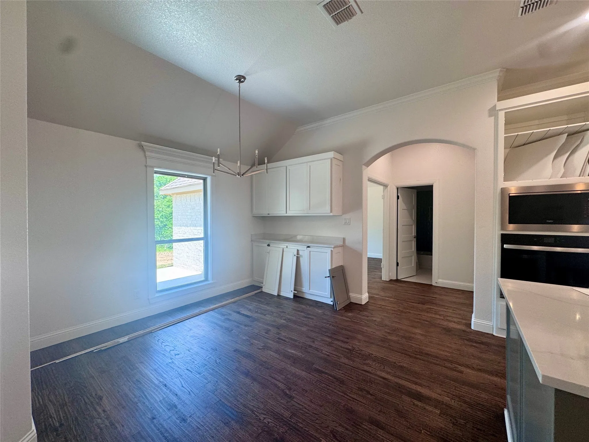 Single Family Residence For Sale in Parker County , 5025 Glenoaks Court, Weatherford, Texas 76088, 3 Bedrooms, 3 Bathrooms, 3 Garage spaces, 2,480 Sqft, built in 2026, Price $595,900, mls#21324159, Real Estate Agent in Weatherford, Homes For Sale in Parker county, Homes For Sale in Weatherford, Realtor in Weatherford Texas, Real Estate Brokerage Independent Realty Texas, Luminita Cordes Realtor