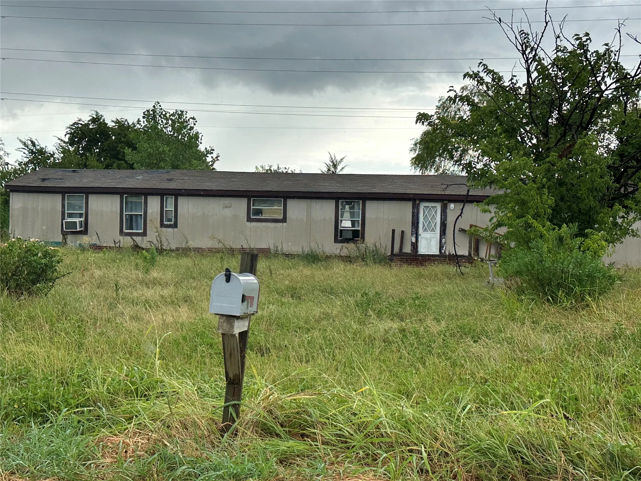 Improved Land For Sale in Johnson County , 3113 Clydesdale Lane, Alvarado, Texas 76009, 0, 0, Garage spaces, 0 Sqft, built in 1986, mls#21330202, Real Estate Agent in Alvarado, Homes For Sale in Johnson county, Homes For Sale in Alvarado, Realtor in Alvarado Texas, Real Estate Brokerage Independent Realty Texas, Luminita Cordes Realtor