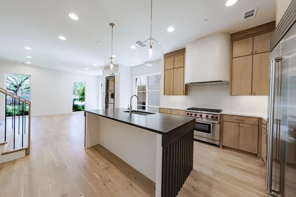 Duplex For Rent in Dallas County , 4129 Grassmere, University Park, Texas 75205, 4 Bedroom, 6 Bathroom, 2 Garage spaces, 4,051 Sqft, built in 2025, mls#21329483, Real Estate Agent in University Park, Homes For Rent in Dallas county, Homes For Rent in University Park, Realtor in University Park Texas, Real Estate Brokerage Independent Realty Texas, Luminita Cordes Realtor