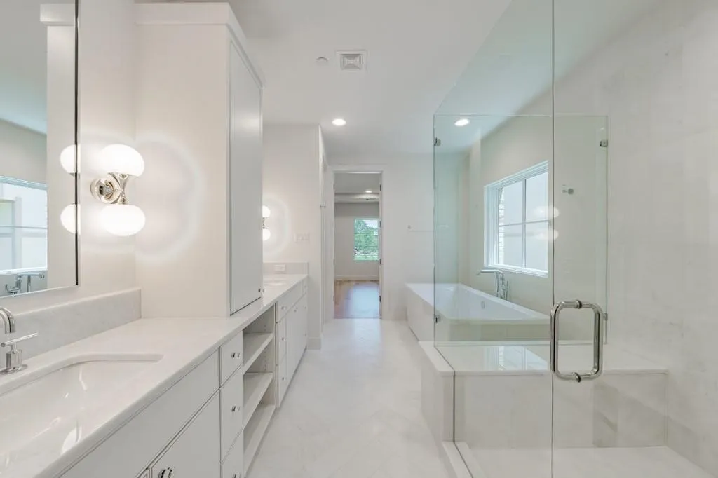 Duplex For Rent in Dallas County , 4129 Grassmere, University Park, Texas 75205, 4 Bedroom, 6 Bathroom, 2 Garage spaces, 4,051 Sqft, built in 2025, mls#21329483, Real Estate Agent in University Park, Homes For Rent in Dallas county, Homes For Rent in University Park, Realtor in University Park Texas, Real Estate Brokerage Independent Realty Texas, Luminita Cordes Realtor