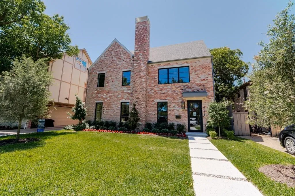 Duplex For Rent in Dallas County , 4129 Grassmere, University Park, Texas 75205, 4 Bedroom, 6 Bathroom, 2 Garage spaces, 4,051 Sqft, built in 2025, mls#21329483, Real Estate Agent in University Park, Homes For Rent in Dallas county, Homes For Rent in University Park, Realtor in University Park Texas, Real Estate Brokerage Independent Realty Texas, Luminita Cordes Realtor