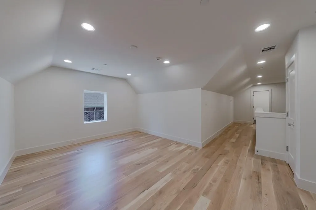 Duplex For Rent in Dallas County , 4129 Grassmere, University Park, Texas 75205, 4 Bedroom, 6 Bathroom, 2 Garage spaces, 4,051 Sqft, built in 2025, mls#21329483, Real Estate Agent in University Park, Homes For Rent in Dallas county, Homes For Rent in University Park, Realtor in University Park Texas, Real Estate Brokerage Independent Realty Texas, Luminita Cordes Realtor