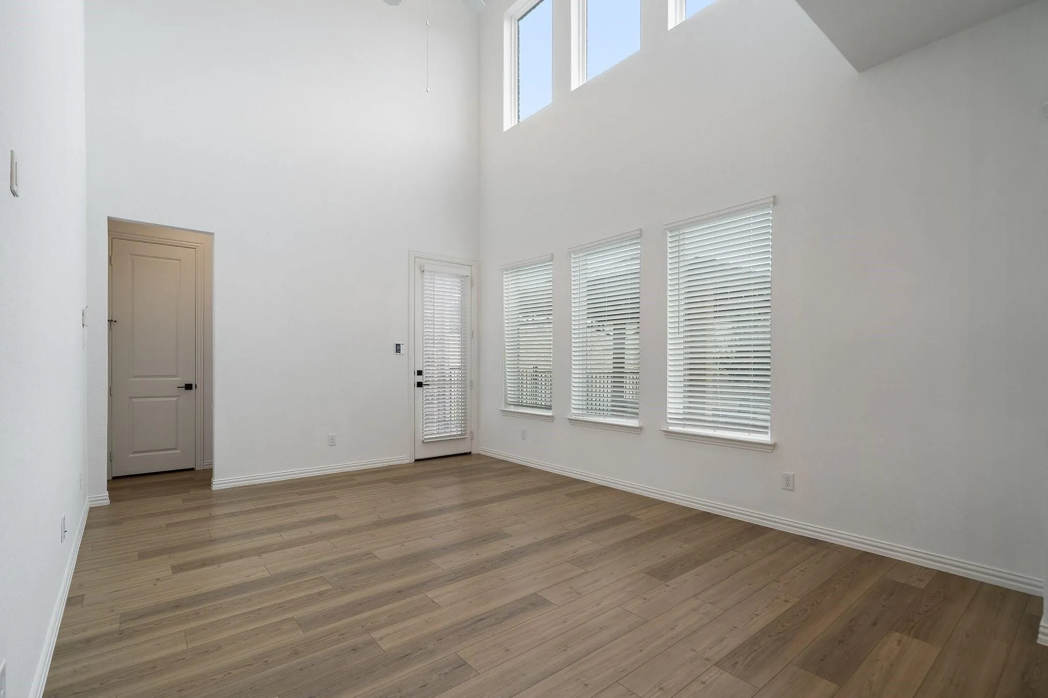 Single Family Residence For Rent in Tarrant County , 4209 Watson Way, North Richland Hills, Texas 76180, 4 Bedroom, 3 Bathroom, 2 Garage spaces, 2,329 Sqft, built in 2024, mls#21330232, Real Estate Agent in North Richland Hills, Homes For Rent in Tarrant county, Homes For Rent in North Richland Hills, Realtor in North Richland Hills Texas, Real Estate Brokerage Independent Realty Texas, Luminita Cordes Realtor