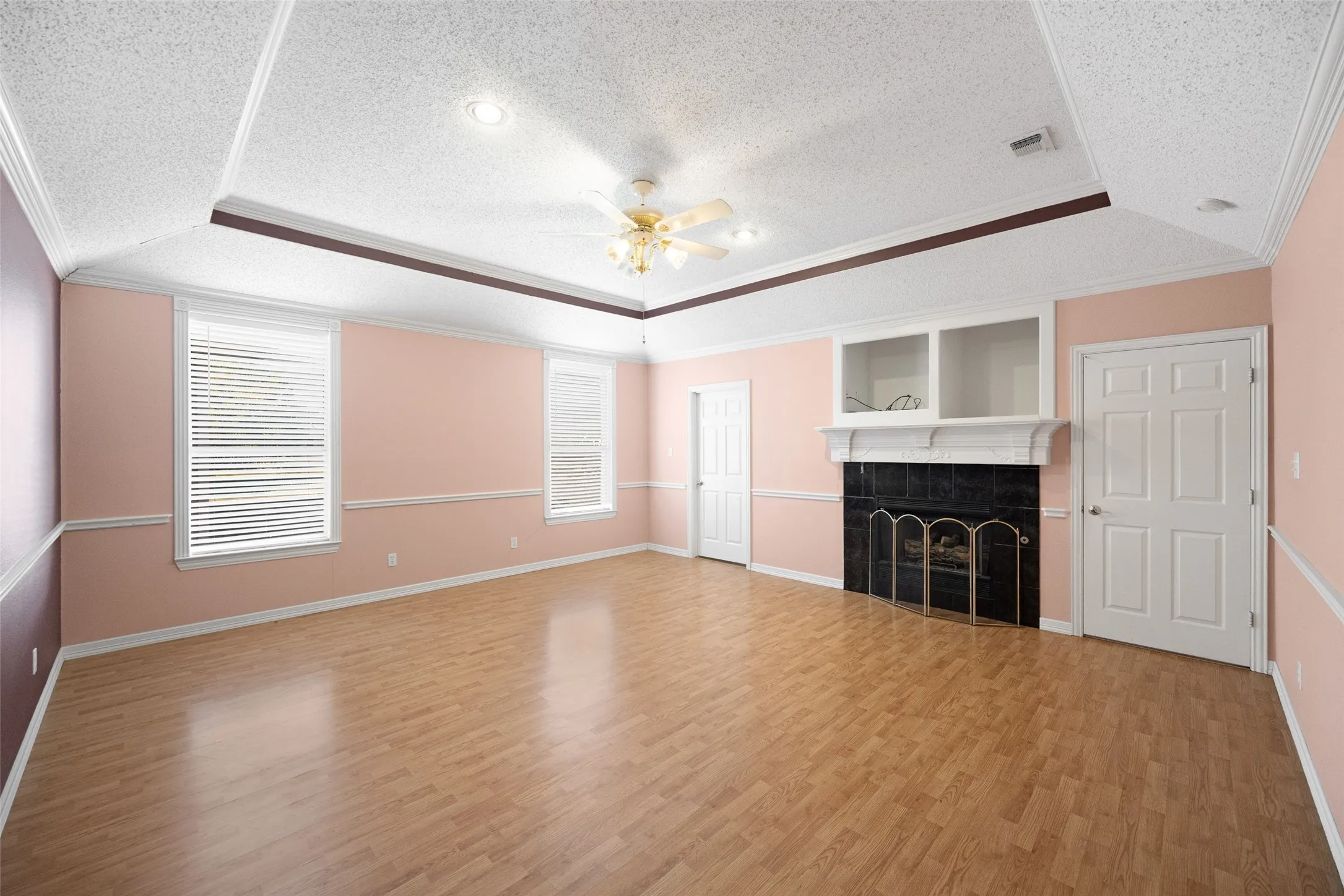 Single Family Residence For Sale in Collin County , 14184 County Road 489, Nevada, Texas 75173, 4 Bedroom, 3 Bathroom, 4 Garage spaces, 3,083 Sqft, built in 1996, mls#21329750, Real Estate Agent in Nevada, Homes For Sale in Collin county, Homes For Sale in Nevada, Realtor in Nevada Texas, Real Estate Brokerage Independent Realty Texas, Luminita Cordes Realtor