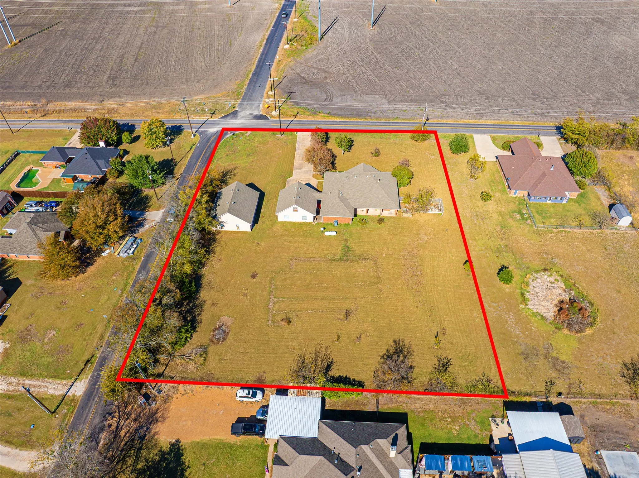 Single Family Residence For Sale in Collin County , 14184 County Road 489, Nevada, Texas 75173, 4 Bedroom, 3 Bathroom, 4 Garage spaces, 3,083 Sqft, built in 1996, mls#21329750, Real Estate Agent in Nevada, Homes For Sale in Collin county, Homes For Sale in Nevada, Realtor in Nevada Texas, Real Estate Brokerage Independent Realty Texas, Luminita Cordes Realtor