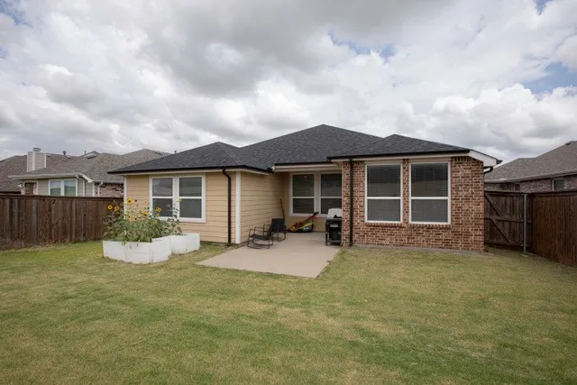Single Family Residence For Rent in Collin County , 404 Barnstorm Drive, Celina, Texas 75009, 4 Bedroom, 3 Bathroom, 2 Garage spaces, 2,114 Sqft, built in 2017, mls#21330234, Real Estate Agent in Celina, Homes For Rent in Collin county, Homes For Rent in Celina, Realtor in Celina Texas, Real Estate Brokerage Independent Realty Texas, Luminita Cordes Realtor