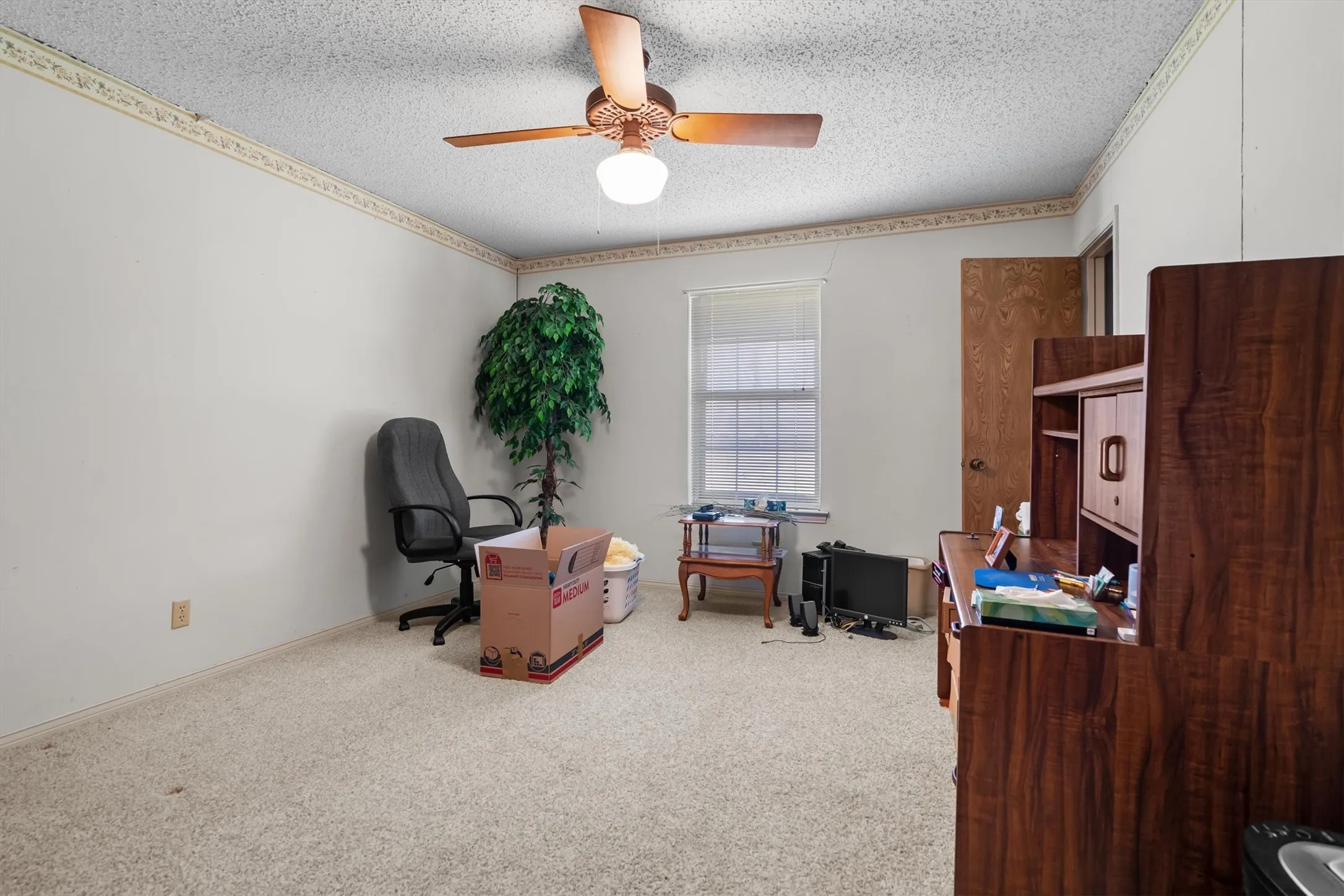 Single Family Residence For Sale in Collin County , 12972 Fm 981, Blue Ridge, Texas 75424, 3 Bedroom, 2 Bathroom, 1 Garage spaces, 2,183 Sqft, built in 1980, mls#21329979, Real Estate Agent in Blue Ridge, Homes For Sale in Collin county, Homes For Sale in Blue Ridge, Realtor in Blue Ridge Texas, Real Estate Brokerage Independent Realty Texas, Luminita Cordes Realtor