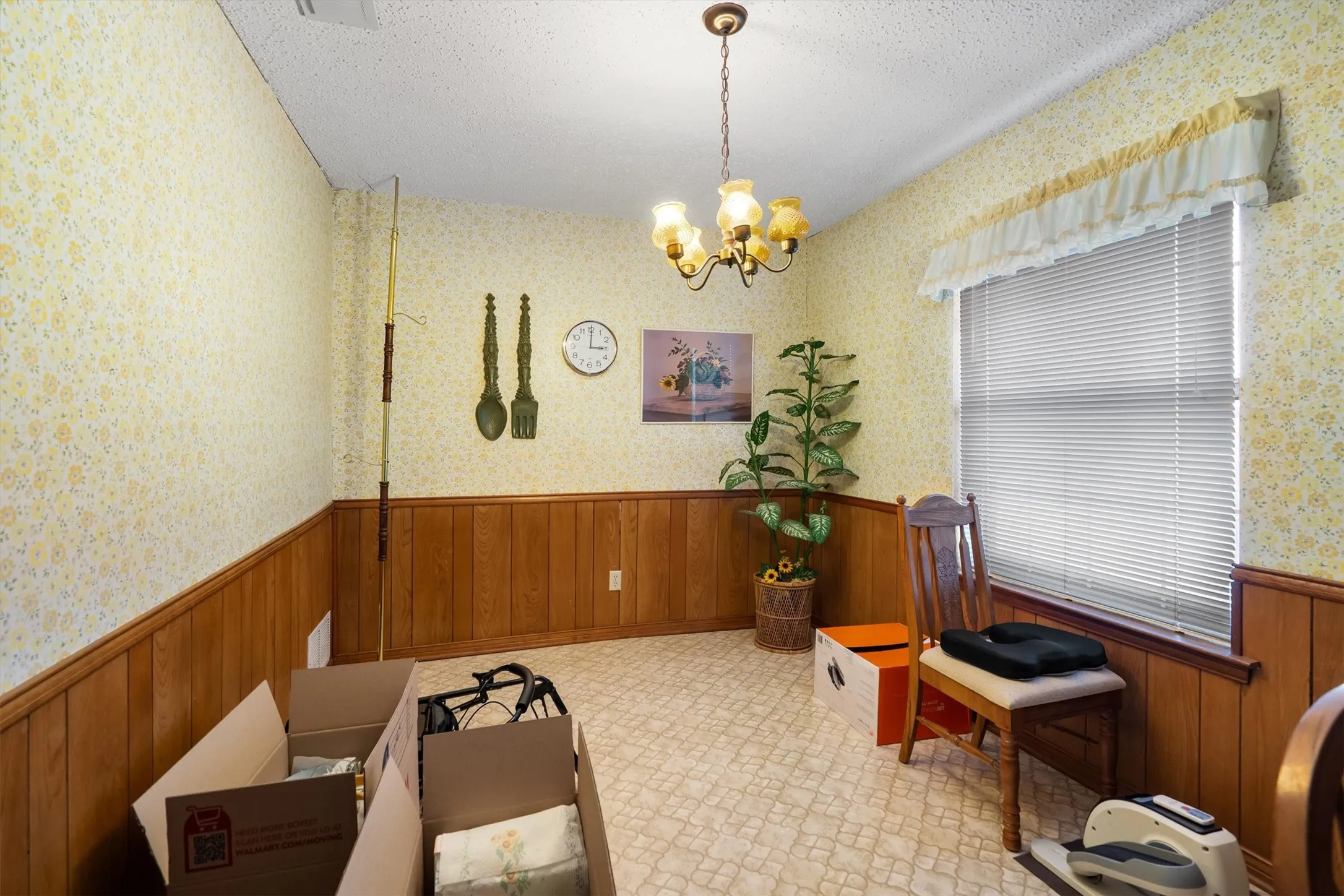 Single Family Residence For Sale in Collin County , 12972 Fm 981, Blue Ridge, Texas 75424, 3 Bedroom, 2 Bathroom, 1 Garage spaces, 2,183 Sqft, built in 1980, mls#21329979, Real Estate Agent in Blue Ridge, Homes For Sale in Collin county, Homes For Sale in Blue Ridge, Realtor in Blue Ridge Texas, Real Estate Brokerage Independent Realty Texas, Luminita Cordes Realtor