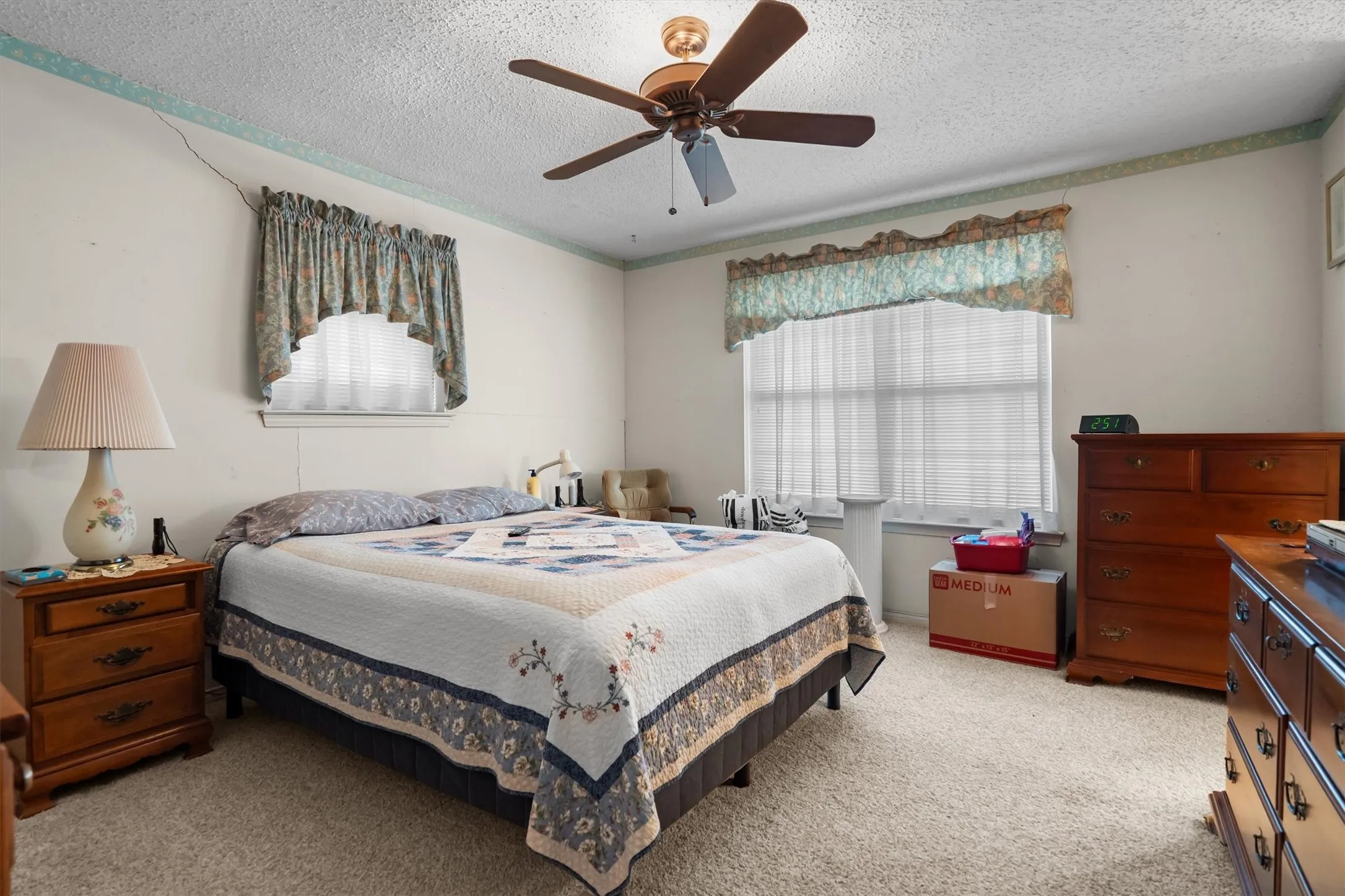 Single Family Residence For Sale in Collin County , 12972 Fm 981, Blue Ridge, Texas 75424, 3 Bedroom, 2 Bathroom, 1 Garage spaces, 2,183 Sqft, built in 1980, mls#21329979, Real Estate Agent in Blue Ridge, Homes For Sale in Collin county, Homes For Sale in Blue Ridge, Realtor in Blue Ridge Texas, Real Estate Brokerage Independent Realty Texas, Luminita Cordes Realtor