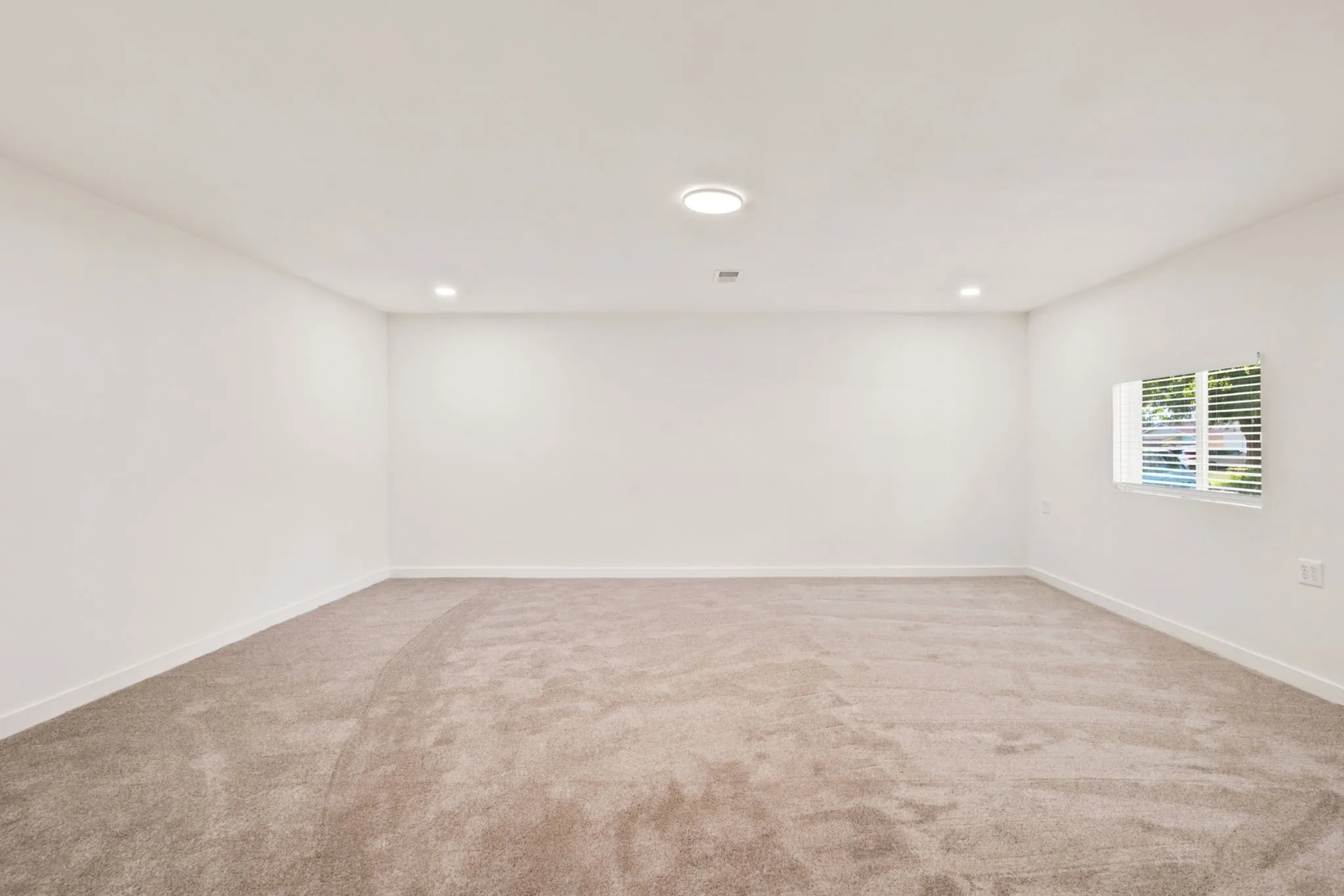 Single Family Residence For Sale in Tarrant County , 6632 Ellis Road, Fort Worth, Texas 76112, 3 Bedroom, 2 Bathroom, Garage spaces, 1,596 Sqft, built in 1960, mls#21323193, Real Estate Agent in Fort Worth, Homes For Sale in Tarrant county, Homes For Sale in Fort Worth, Realtor in Fort Worth Texas, Real Estate Brokerage Independent Realty Texas, Luminita Cordes Realtor