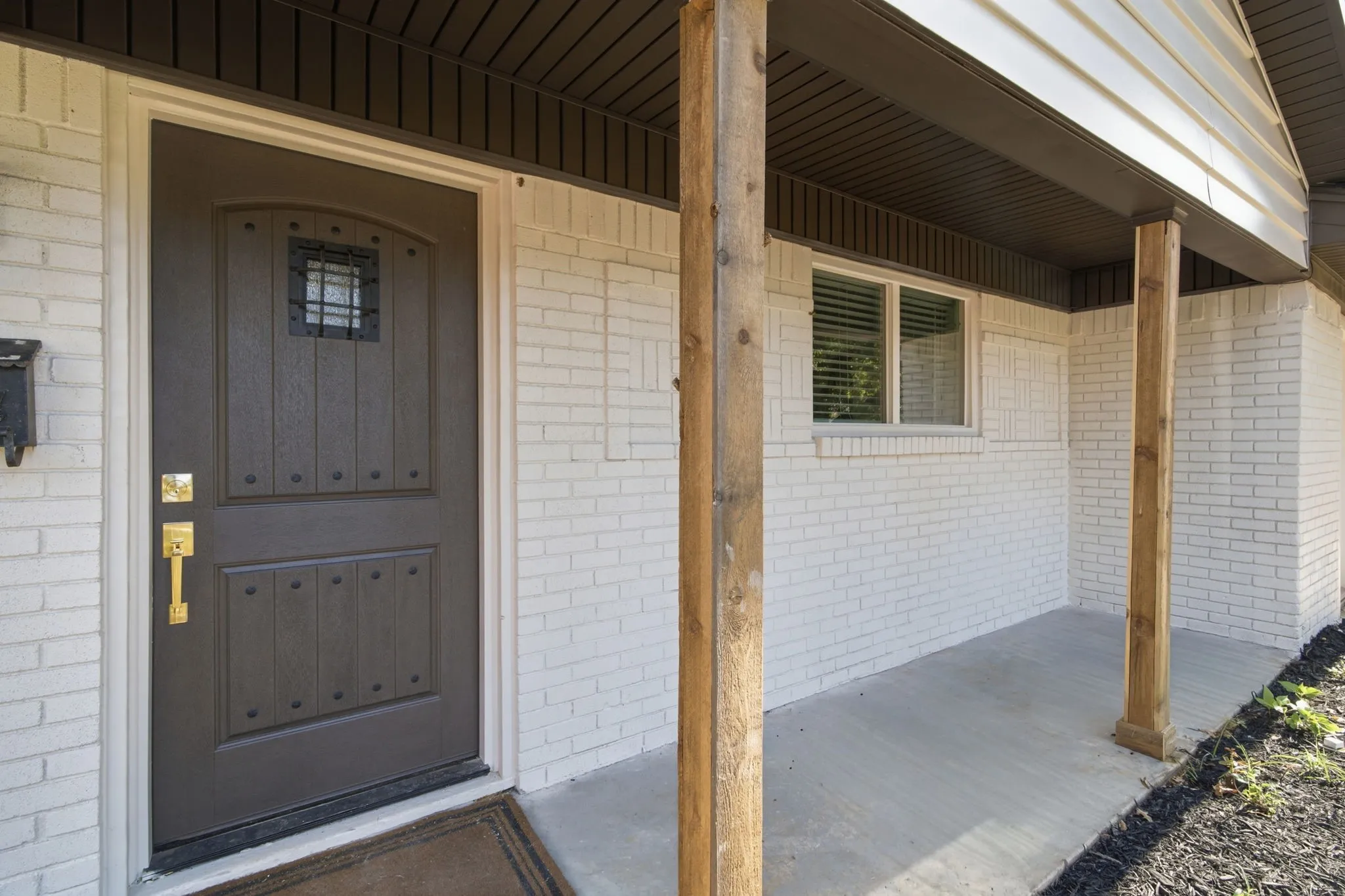 Single Family Residence For Sale in Tarrant County , 6632 Ellis Road, Fort Worth, Texas 76112, 3 Bedroom, 2 Bathroom, Garage spaces, 1,596 Sqft, built in 1960, mls#21323193, Real Estate Agent in Fort Worth, Homes For Sale in Tarrant county, Homes For Sale in Fort Worth, Realtor in Fort Worth Texas, Real Estate Brokerage Independent Realty Texas, Luminita Cordes Realtor