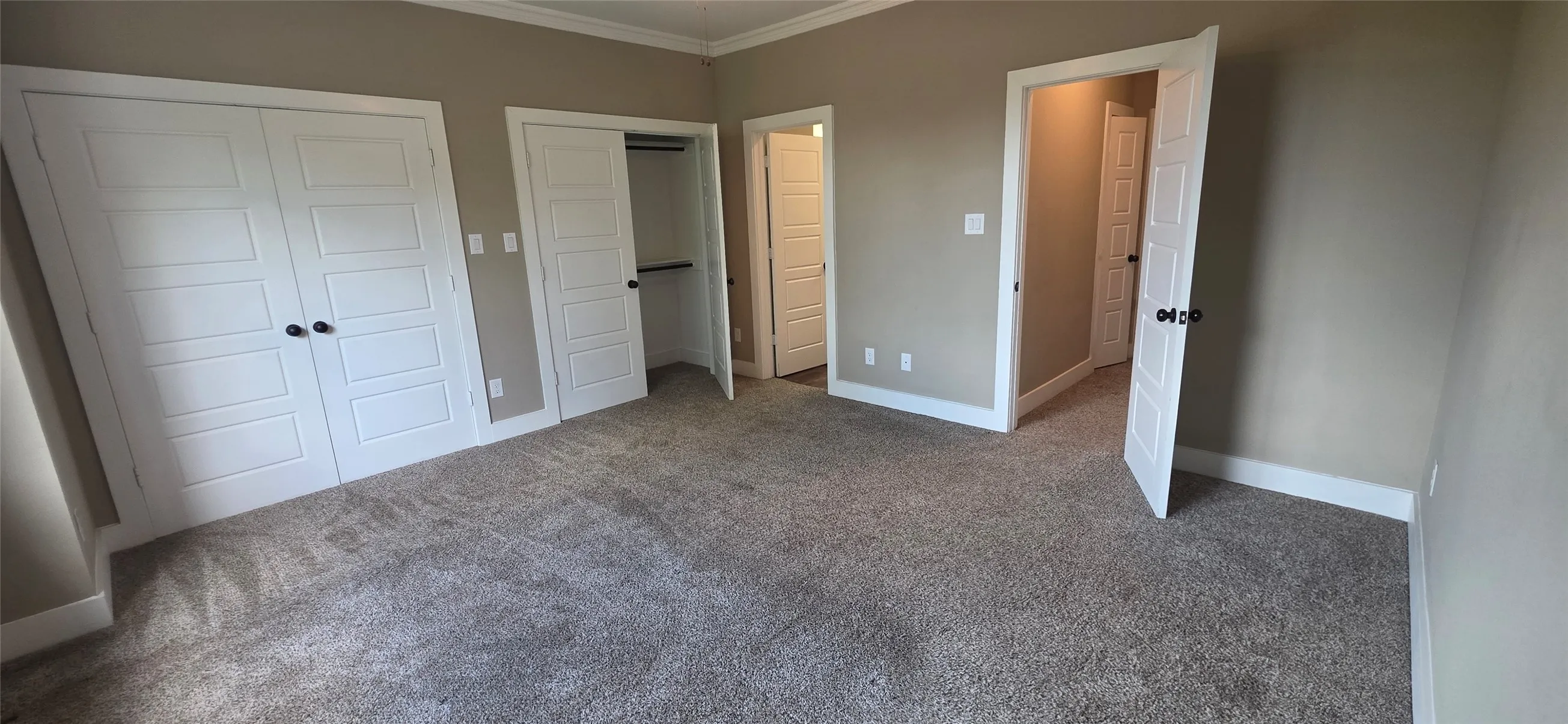 Townhouse For Rent in Tarrant County , 1705 Ash Crescent Street, Fort Worth, Texas 76104, 3 Bedroom, 3 Bathroom, 1 Garage spaces, 1,589 Sqft, built in 2022, mls#21329068, Real Estate Agent in Fort Worth, Homes For Rent in Tarrant county, Homes For Rent in Fort Worth, Realtor in Fort Worth Texas, Real Estate Brokerage Independent Realty Texas, Luminita Cordes Realtor
