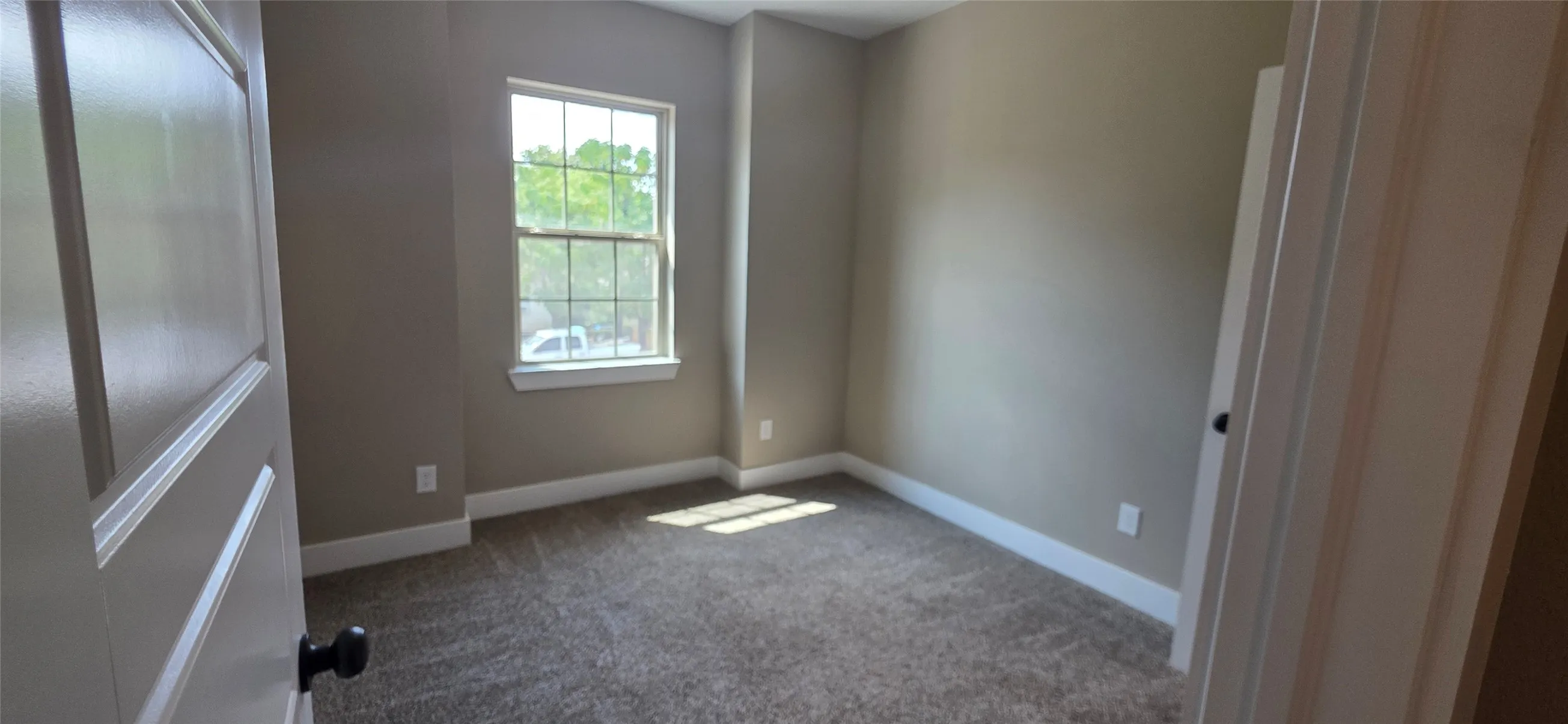 Townhouse For Rent in Tarrant County , 1705 Ash Crescent Street, Fort Worth, Texas 76104, 3 Bedroom, 3 Bathroom, 1 Garage spaces, 1,589 Sqft, built in 2022, mls#21329068, Real Estate Agent in Fort Worth, Homes For Rent in Tarrant county, Homes For Rent in Fort Worth, Realtor in Fort Worth Texas, Real Estate Brokerage Independent Realty Texas, Luminita Cordes Realtor