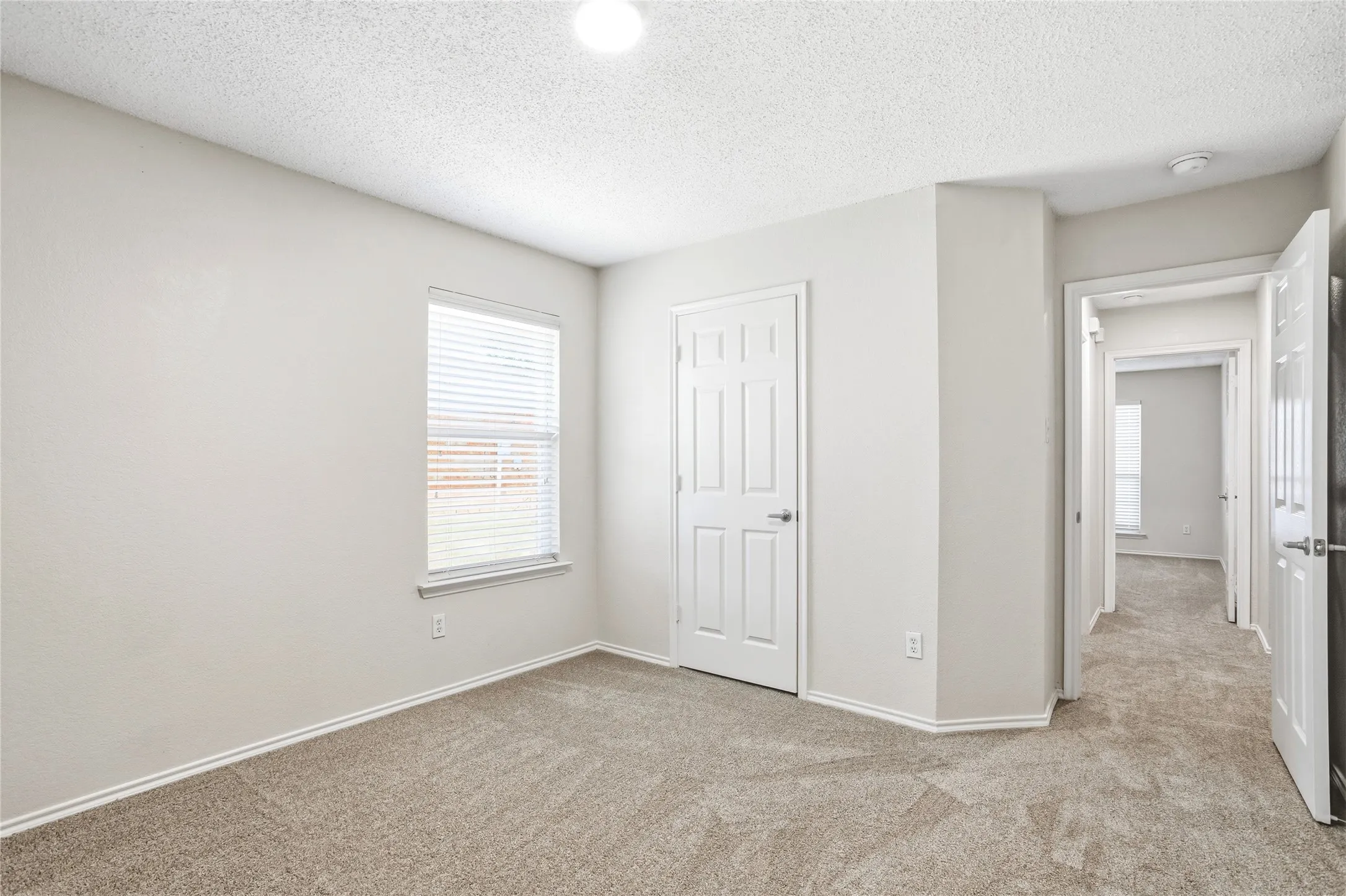 Single Family Residence For Sale in Rockwall County , 2612 Spencer Circle, Royse City, Texas 75189, 3 Bedroom, 2 Bathroom, 2 Garage spaces, 1,628 Sqft, built in 2005, mls#21324470, Real Estate Agent in Royse City, Homes For Sale in Rockwall county, Homes For Sale in Royse City, Realtor in Royse City Texas, Real Estate Brokerage Independent Realty Texas, Luminita Cordes Realtor