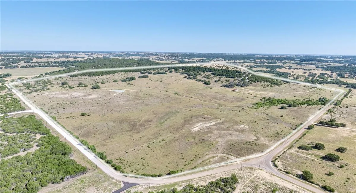 Ranch For Sale in Coryell County , 3255 County Road 154, Evant, Texas 76525, 0, 0, Garage spaces, 0 Sqft, built in 1965, mls#21330273, Real Estate Agent in Evant, Homes For Sale in Coryell county, Homes For Sale in Evant, Realtor in Evant Texas, Real Estate Brokerage Independent Realty Texas, Luminita Cordes Realtor
