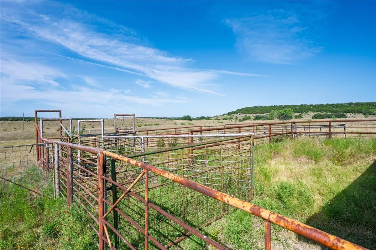Ranch For Sale in Coryell County , 3255 County Road 154, Evant, Texas 76525, 0, 0, Garage spaces, 0 Sqft, built in 1965, mls#21330273, Real Estate Agent in Evant, Homes For Sale in Coryell county, Homes For Sale in Evant, Realtor in Evant Texas, Real Estate Brokerage Independent Realty Texas, Luminita Cordes Realtor