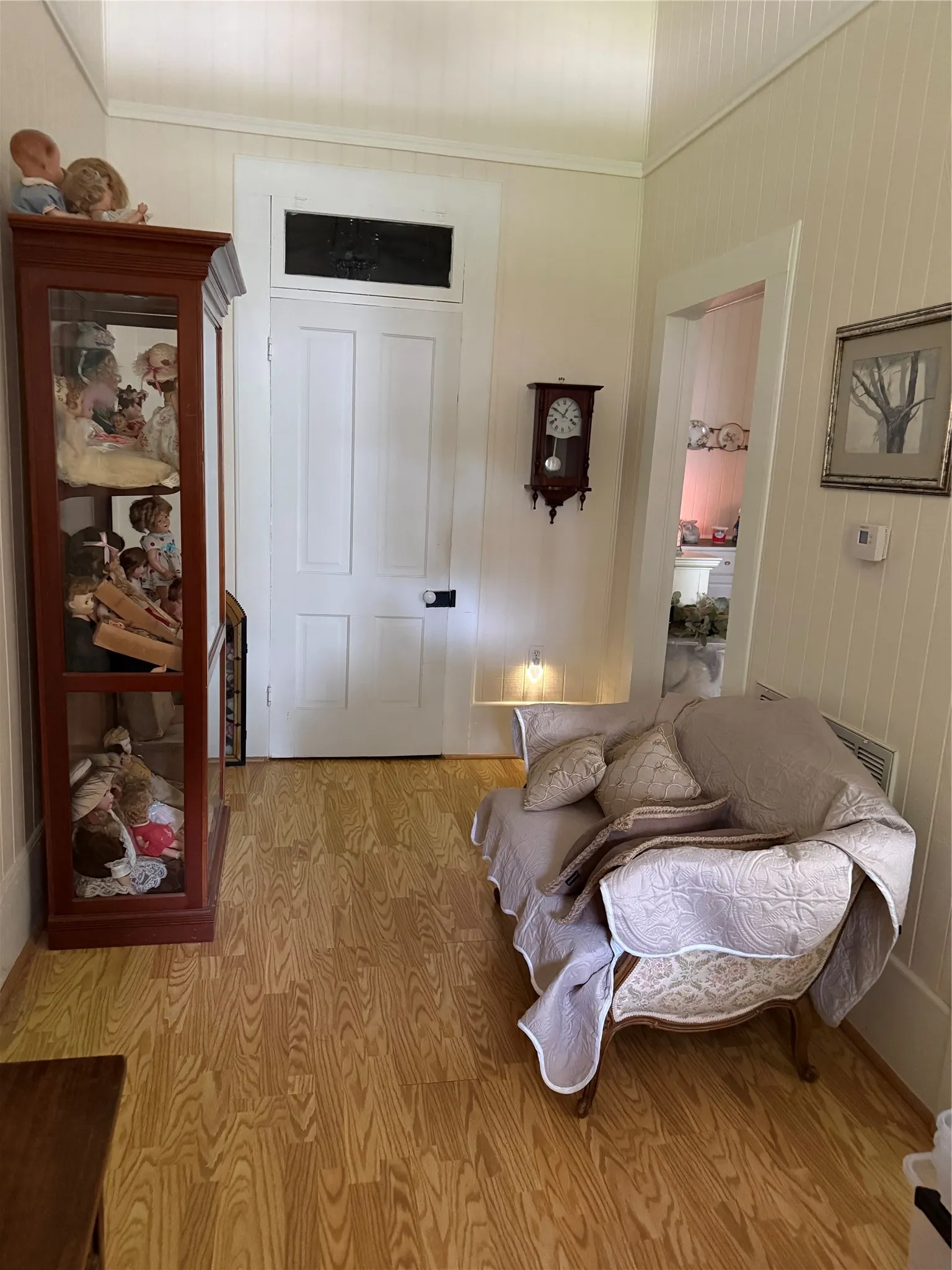 Single Family Residence For Sale in Hill County , 300 NW 3rd Street, Hubbard, Texas 76648, 2 Bedroom, 2 Bathroom, 1 Garage spaces, 1,465 Sqft, built in 1930, mls#21330275, Real Estate Agent in Hubbard, Homes For Sale in Hill county, Homes For Sale in Hubbard, Realtor in Hubbard Texas, Real Estate Brokerage Independent Realty Texas, Luminita Cordes Realtor