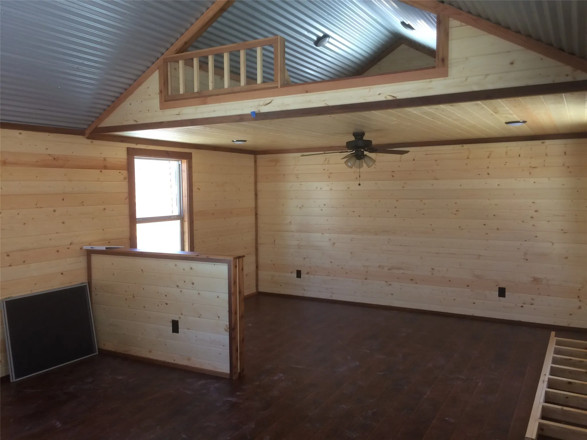 Single Family Residence For Sale in Hill County , 300 NW 3rd Street, Hubbard, Texas 76648, 2 Bedroom, 2 Bathroom, 1 Garage spaces, 1,465 Sqft, built in 1930, mls#21330275, Real Estate Agent in Hubbard, Homes For Sale in Hill county, Homes For Sale in Hubbard, Realtor in Hubbard Texas, Real Estate Brokerage Independent Realty Texas, Luminita Cordes Realtor