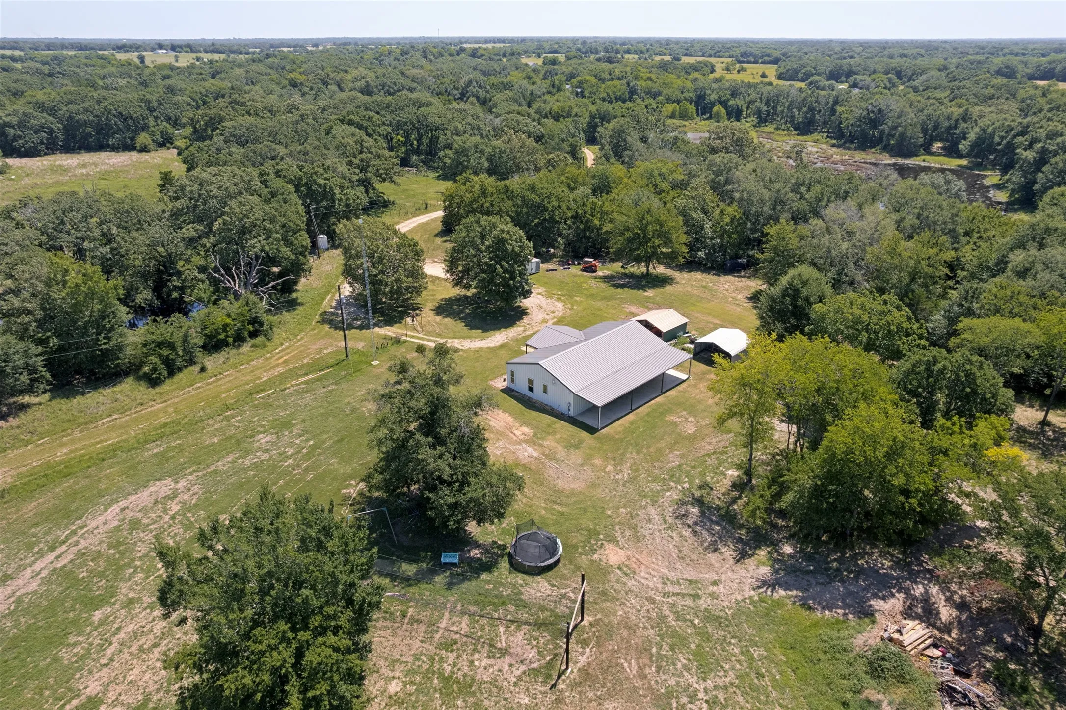 Single Family Residence For Sale in Rains County , 822 Private Road 7370, Point, Texas 75472, 3 Bedroom, 2 Bathroom, Garage spaces, 2,100 Sqft, built in 2022, mls#21330292, Real Estate Agent in Point, Homes For Sale in Rains county, Homes For Sale in Point, Realtor in Point Texas, Real Estate Brokerage Independent Realty Texas, Luminita Cordes Realtor