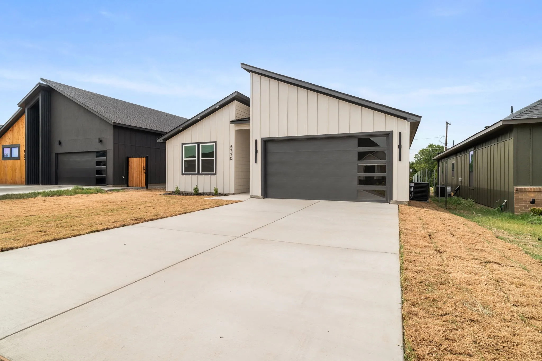 Single Family Residence For Sale in Tarrant County , 5220 Farnsworth Avenue, Fort Worth, Texas 76107, 3 Bedroom, 2 Bathroom, 2 Garage spaces, 1,603 Sqft, built in 2026, mls#21330293, Real Estate Agent in Fort Worth, Homes For Sale in Tarrant county, Homes For Sale in Fort Worth, Realtor in Fort Worth Texas, Real Estate Brokerage Independent Realty Texas, Luminita Cordes Realtor